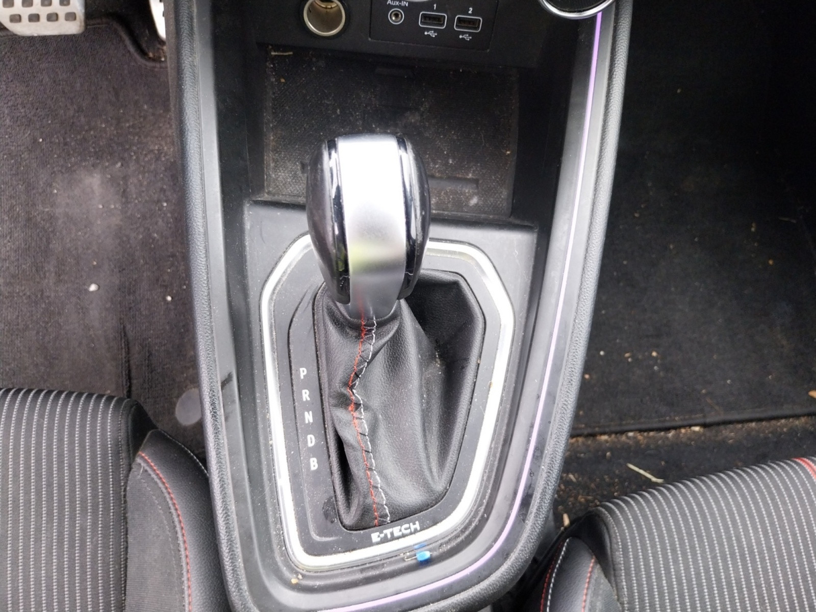 Vente en ligne Renault Clio 5 Clio E-Tech 140 - 21 au prix de 16 990 €