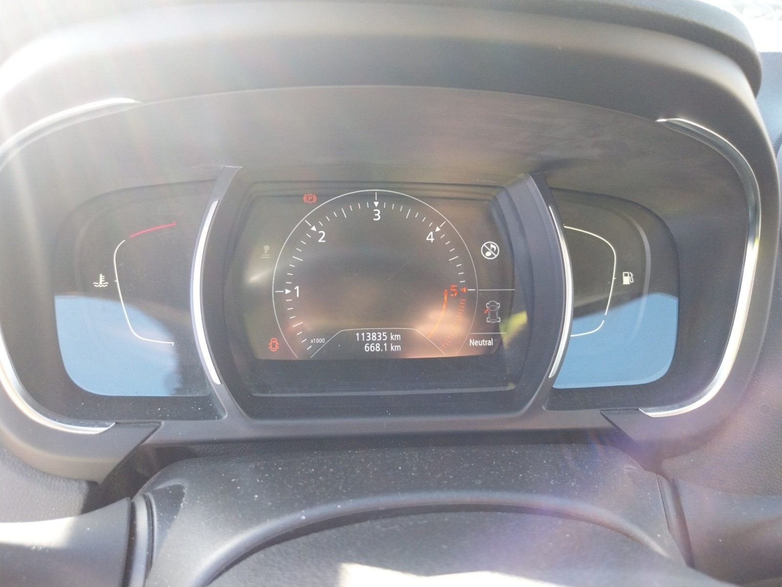 Vente en ligne Renault Scenic 4 Scenic Blue dCi 120 EDC au prix de 13 990 €