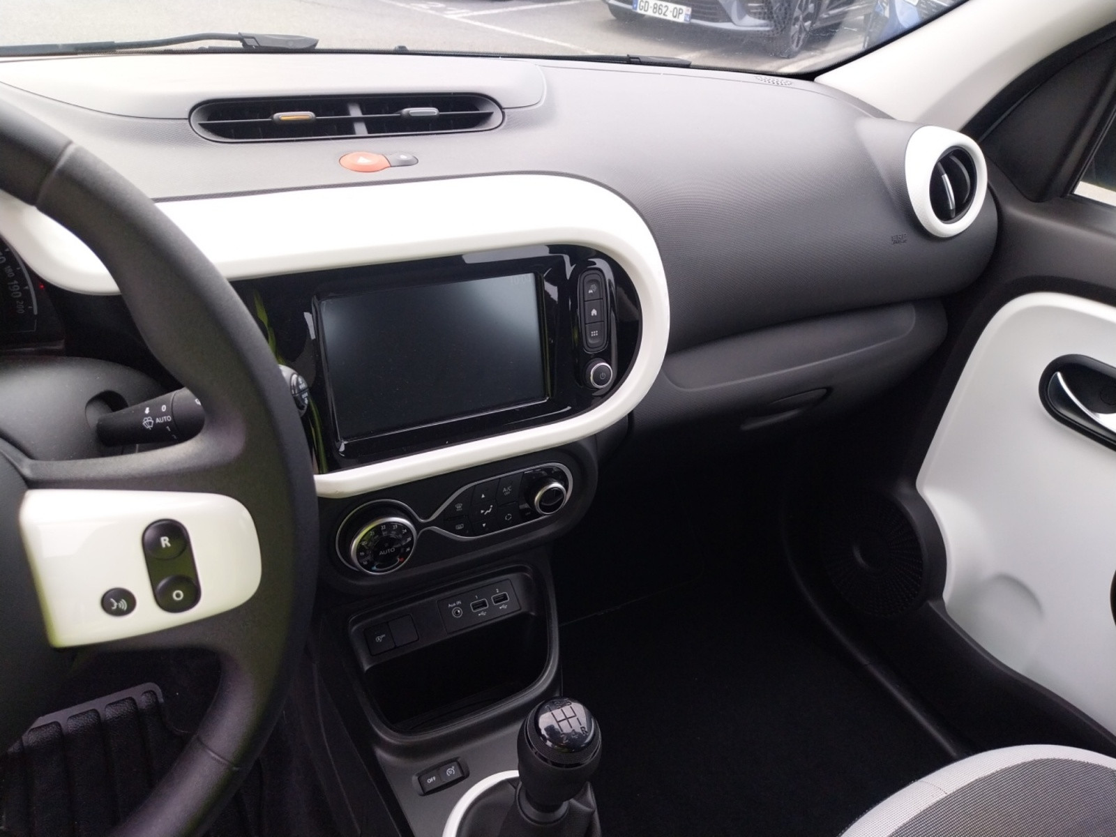 Vente en ligne Renault Twingo 3  SCe 65 au prix de 12 490 €