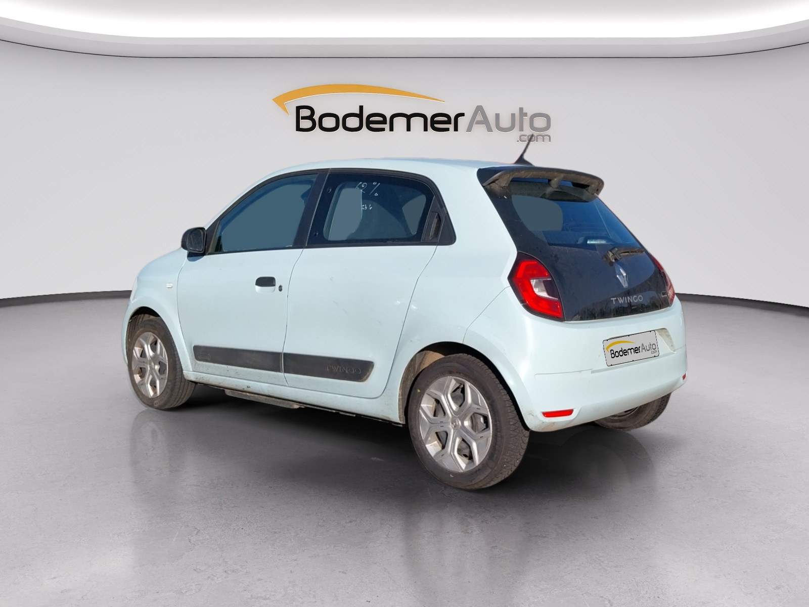Vente en ligne Renault Twingo Electrique Twingo III E-Tech au prix de 12 990 €
