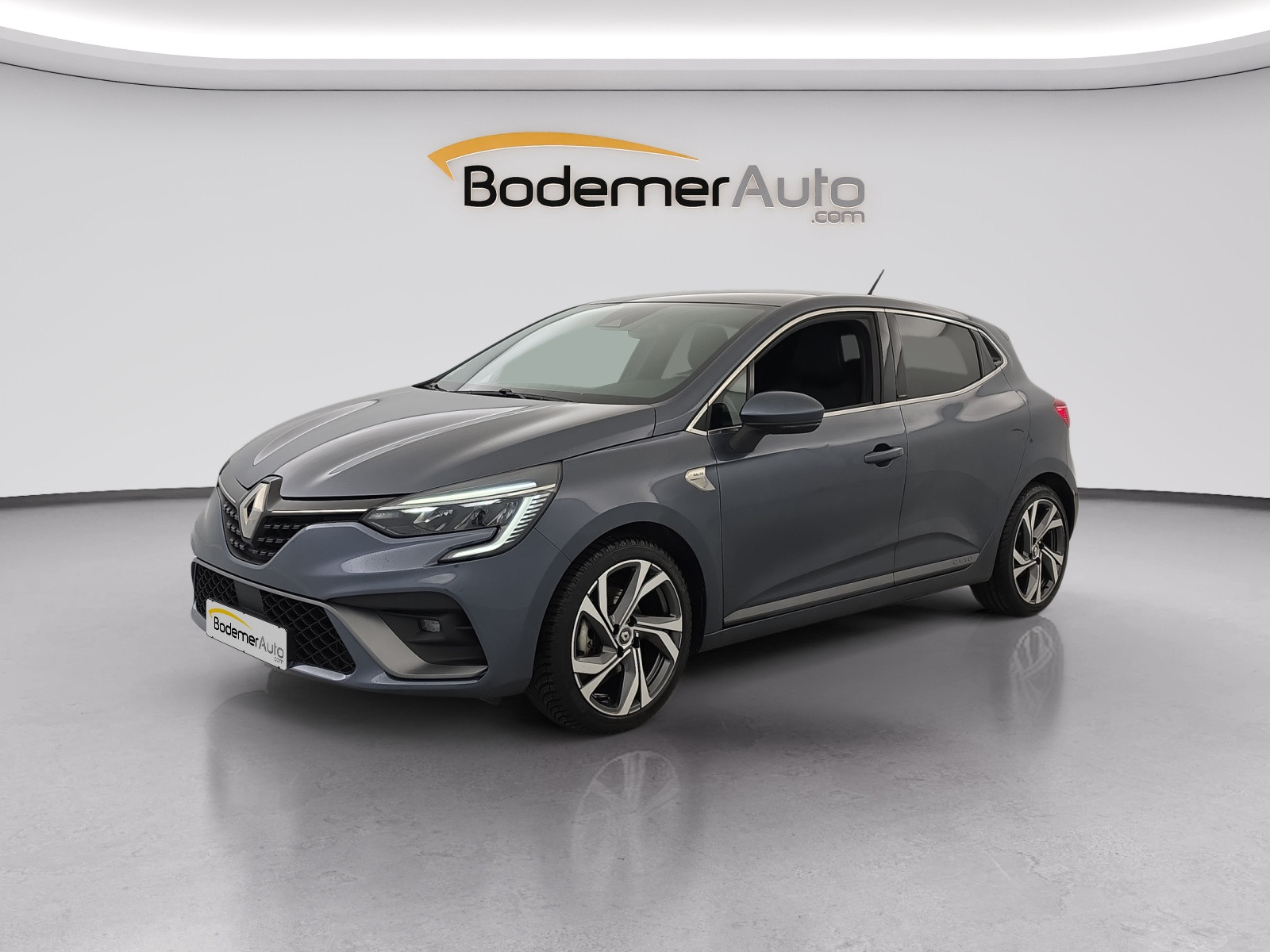 Renault Clio 5 Clio E-Tech 140 - 21 occasion de 2021 en vente à Vire