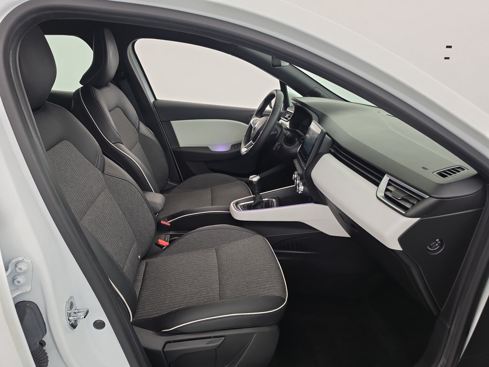 Vente en ligne Renault Clio 5 Clio Blue dCi 100 - 21N au prix de 12 990 €