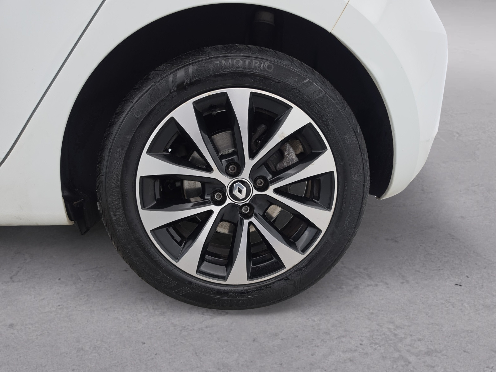 Vente en ligne Renault Clio 5 Clio Blue dCi 100 - 21N au prix de 12 990 €
