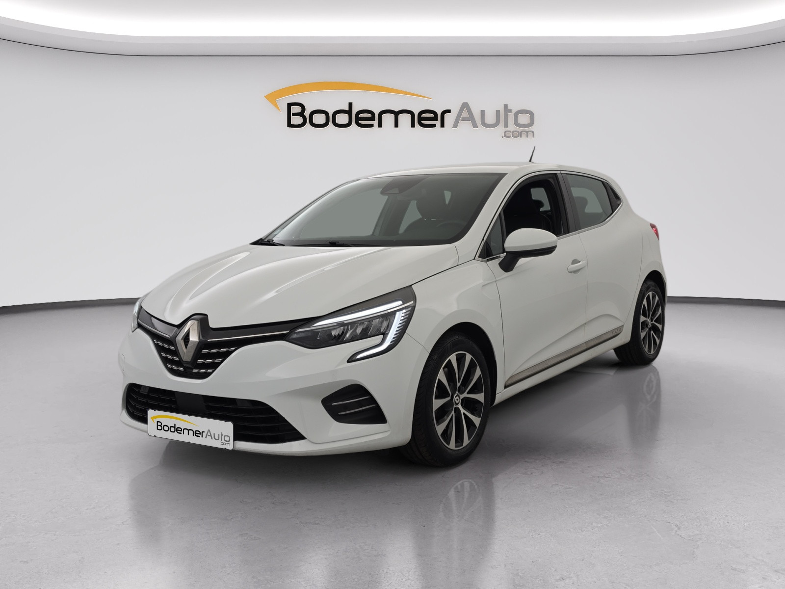 Renault Clio 5 Clio Blue dCi 100 - 21N occasion de 2021 en vente à Vire