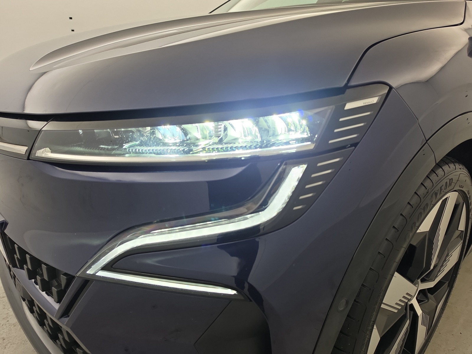 Vente en ligne Renault Megane E-Tech  EV60 220 ch optimum charge au prix de 24 990 €