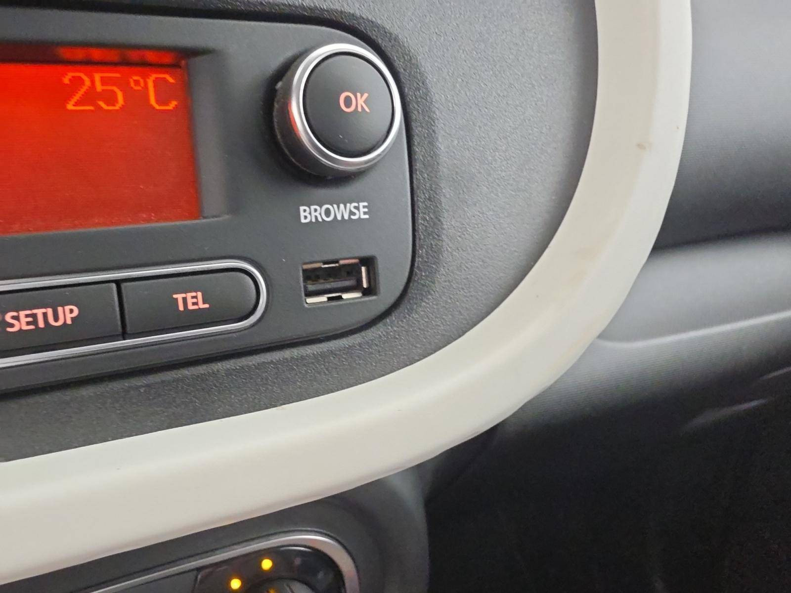 Vente en ligne Renault Twingo Electrique Twingo III E-Tech au prix de 13 490 €