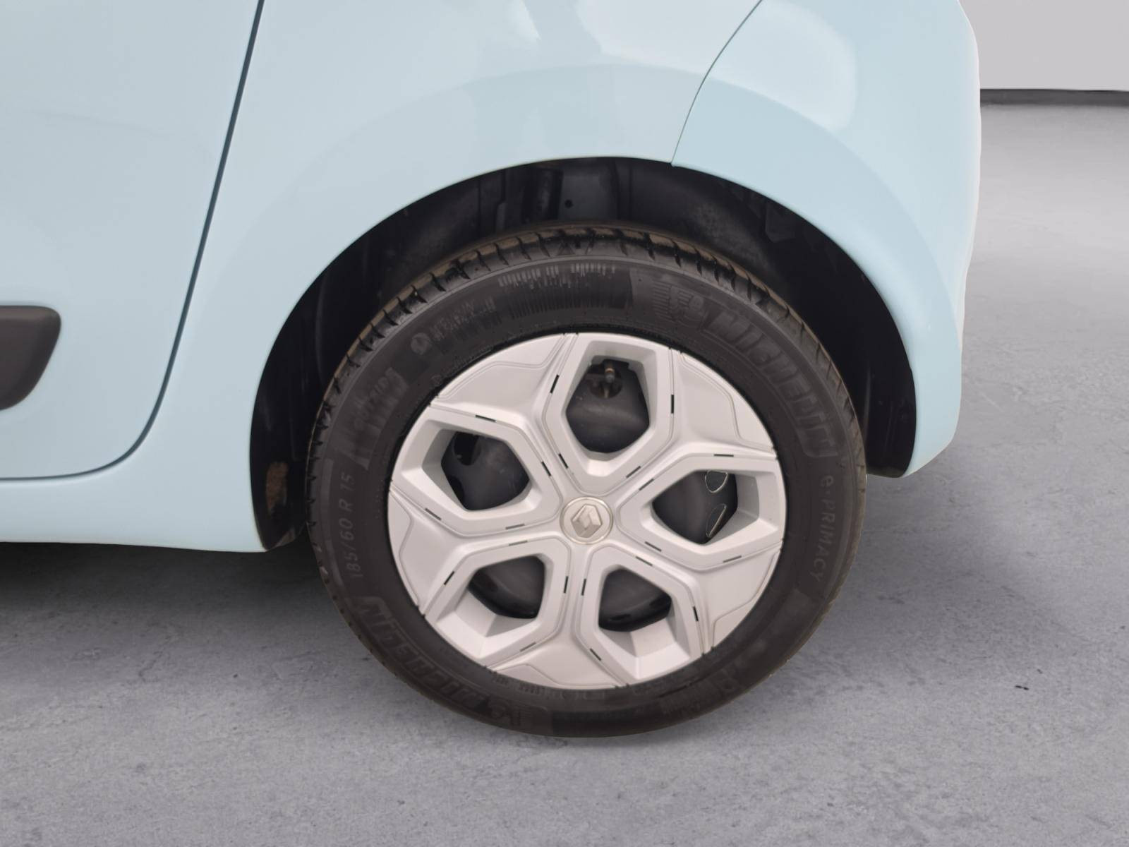 Vente en ligne Renault Twingo Electrique Twingo III E-Tech au prix de 13 490 €