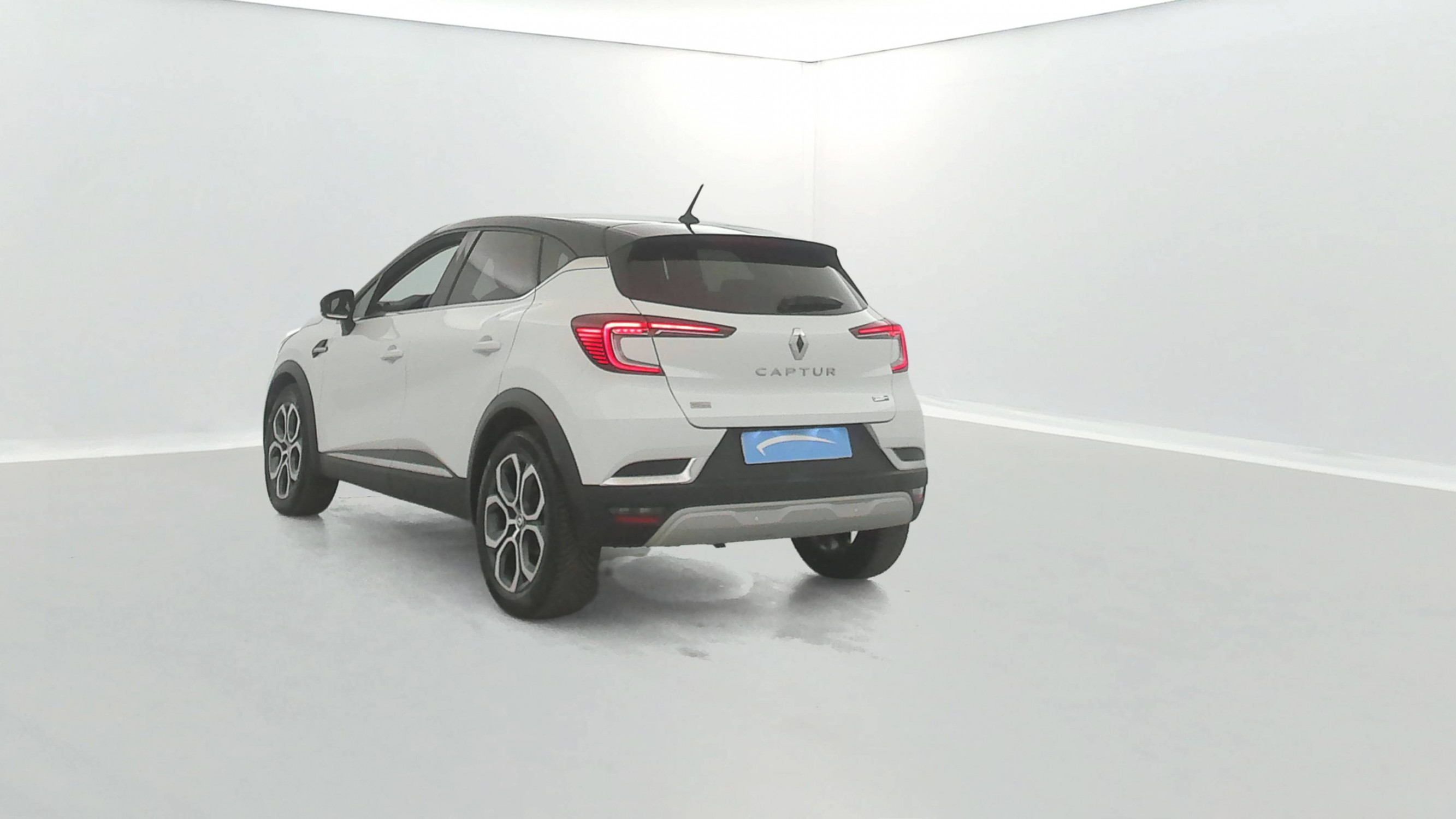 Vente en ligne Renault Captur  E-Tech 145 - 21 au prix de 18 490 €