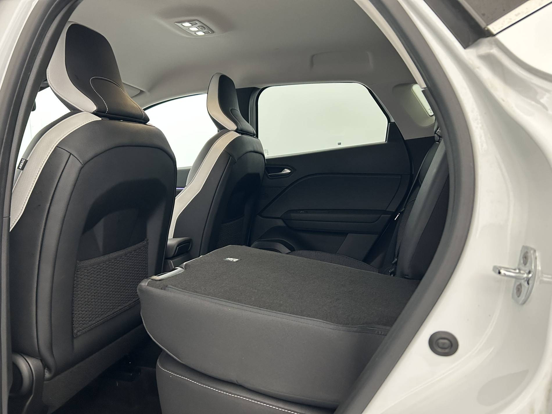 Vente en ligne Renault Captur  E-Tech 145 - 21 au prix de 18 490 €