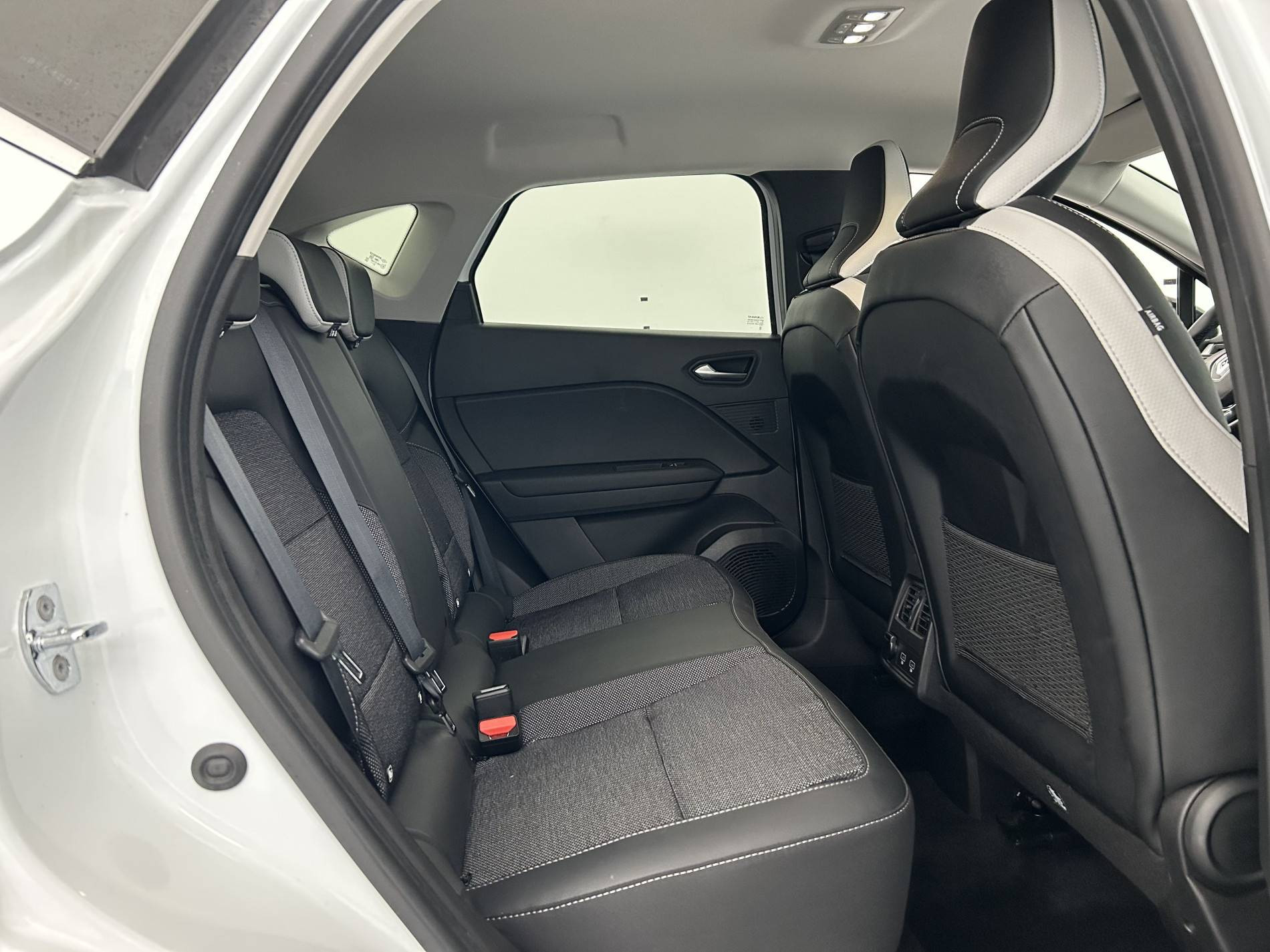 Vente en ligne Renault Captur  E-Tech 145 - 21 au prix de 18 490 €