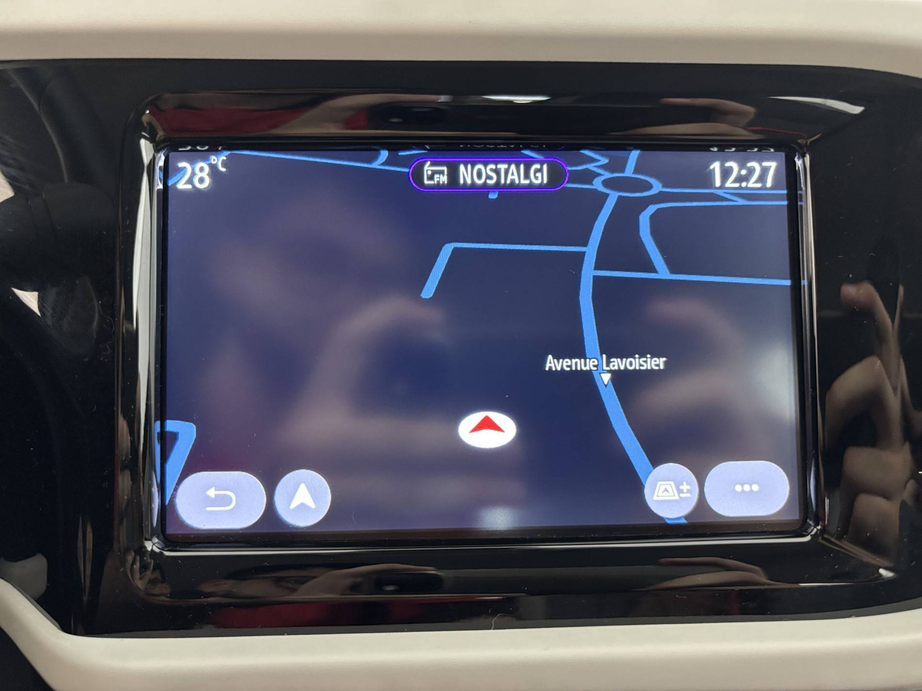 Vente en ligne Renault Twingo Electrique Twingo III E-Tech au prix de 13 490 €