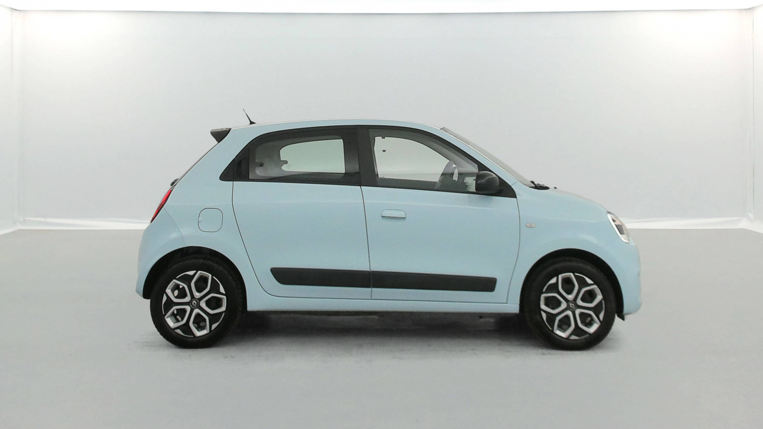 Vente en ligne Renault Twingo Electrique Twingo III E-Tech au prix de 13 490 €