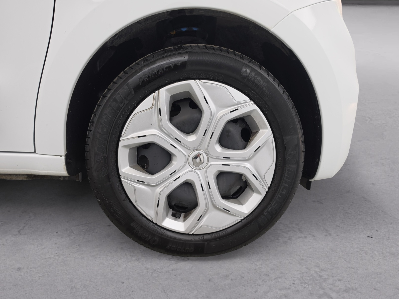 Vente en ligne Renault Twingo 3  SCe 65 - 20 au prix de 10 890 €