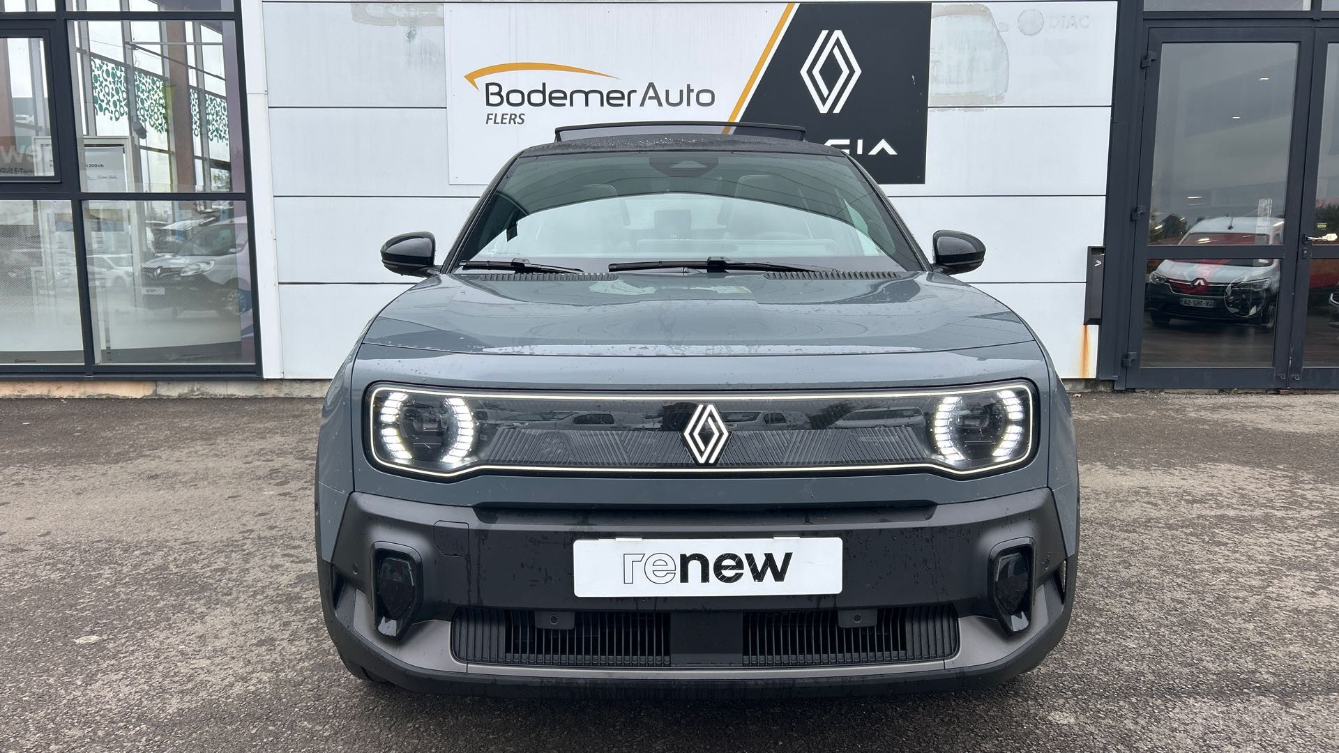 Vente en ligne Renault R4 E-Tech  150 ch autonomie confort au prix de 37 980 €