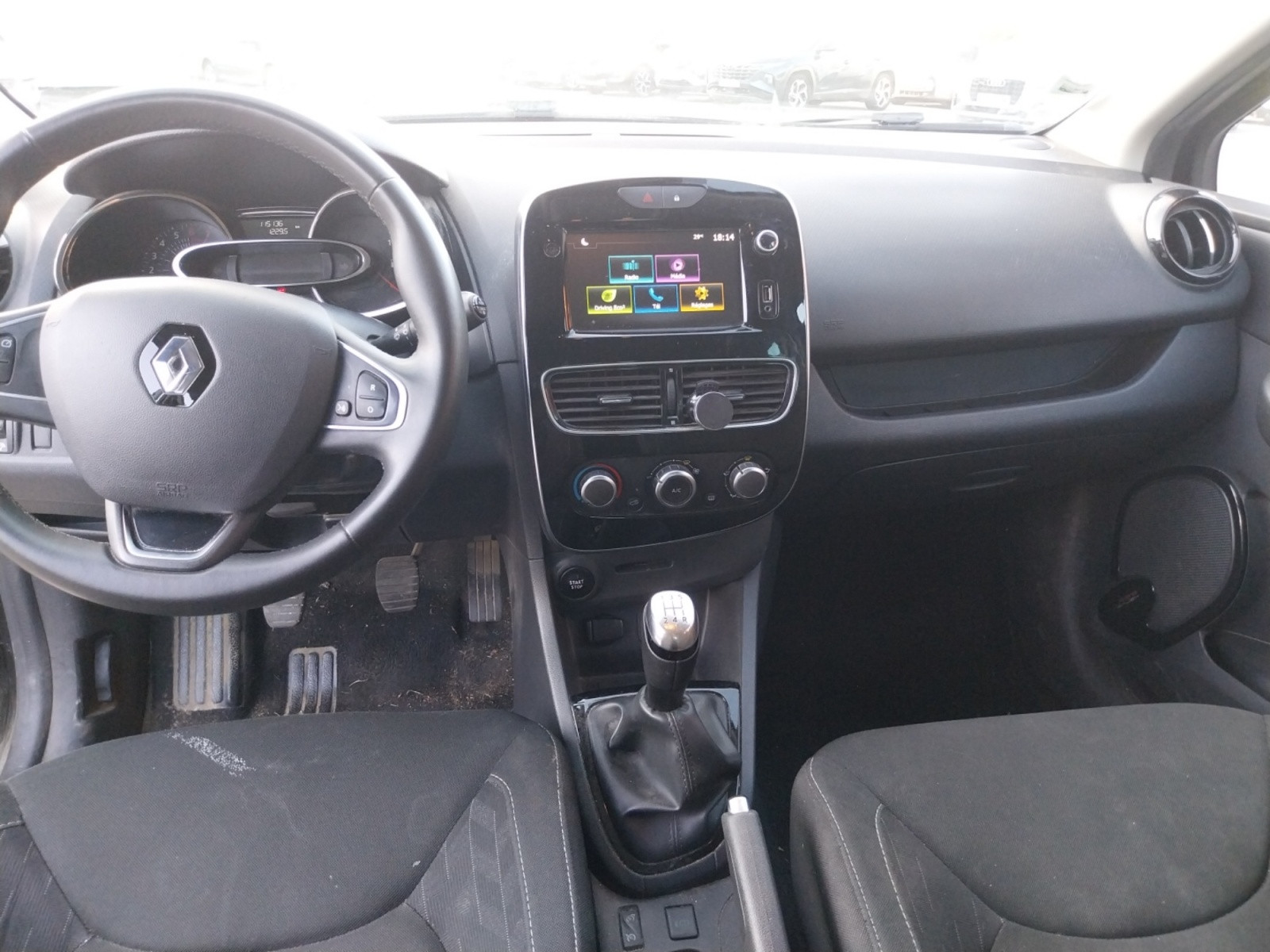 Vente en ligne Renault Clio 4 Clio TCe 90 E6C au prix de 9 990 €