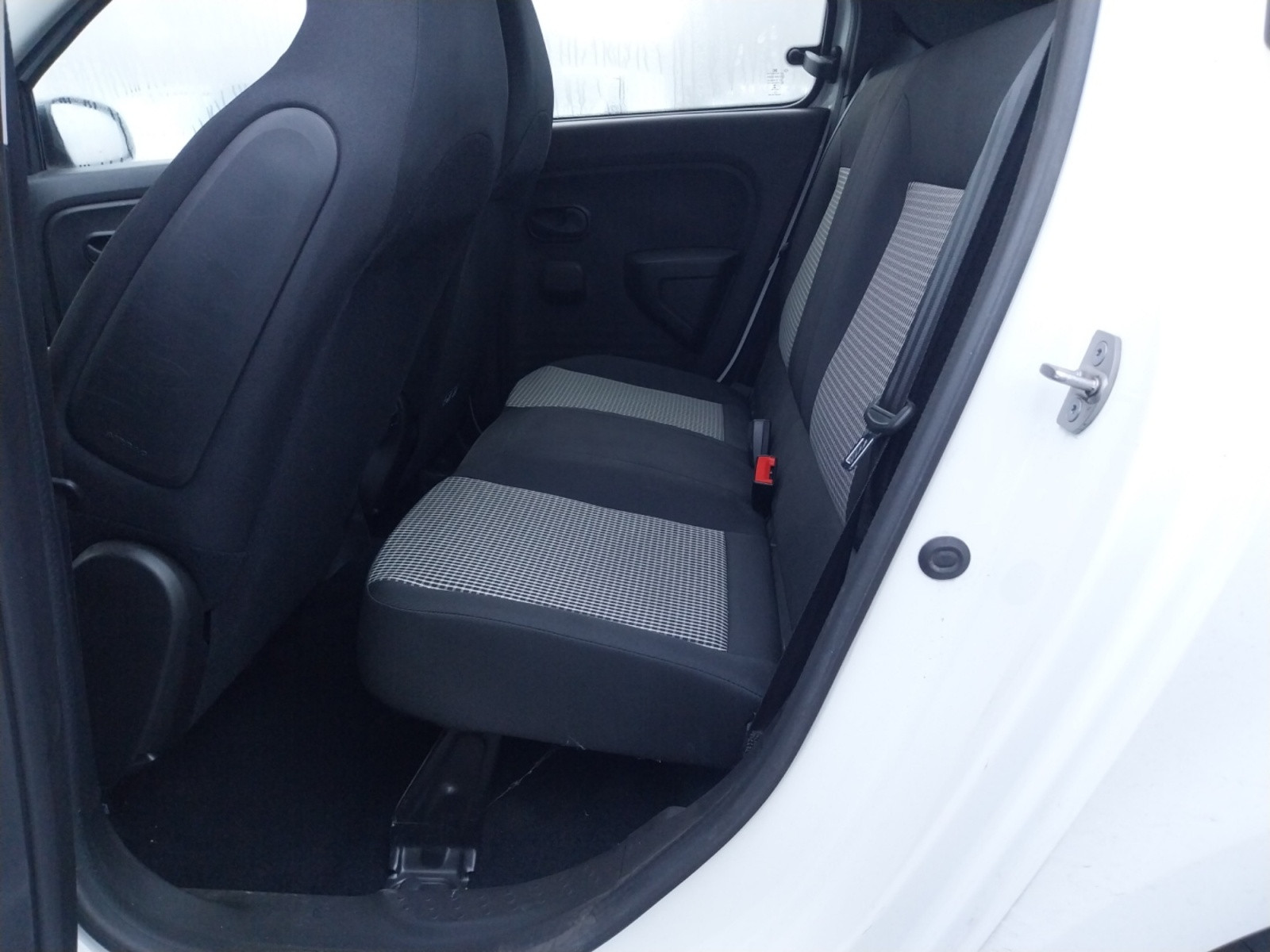 Vente en ligne Renault Twingo 3  SCe 65 - 20 au prix de 10 890 €
