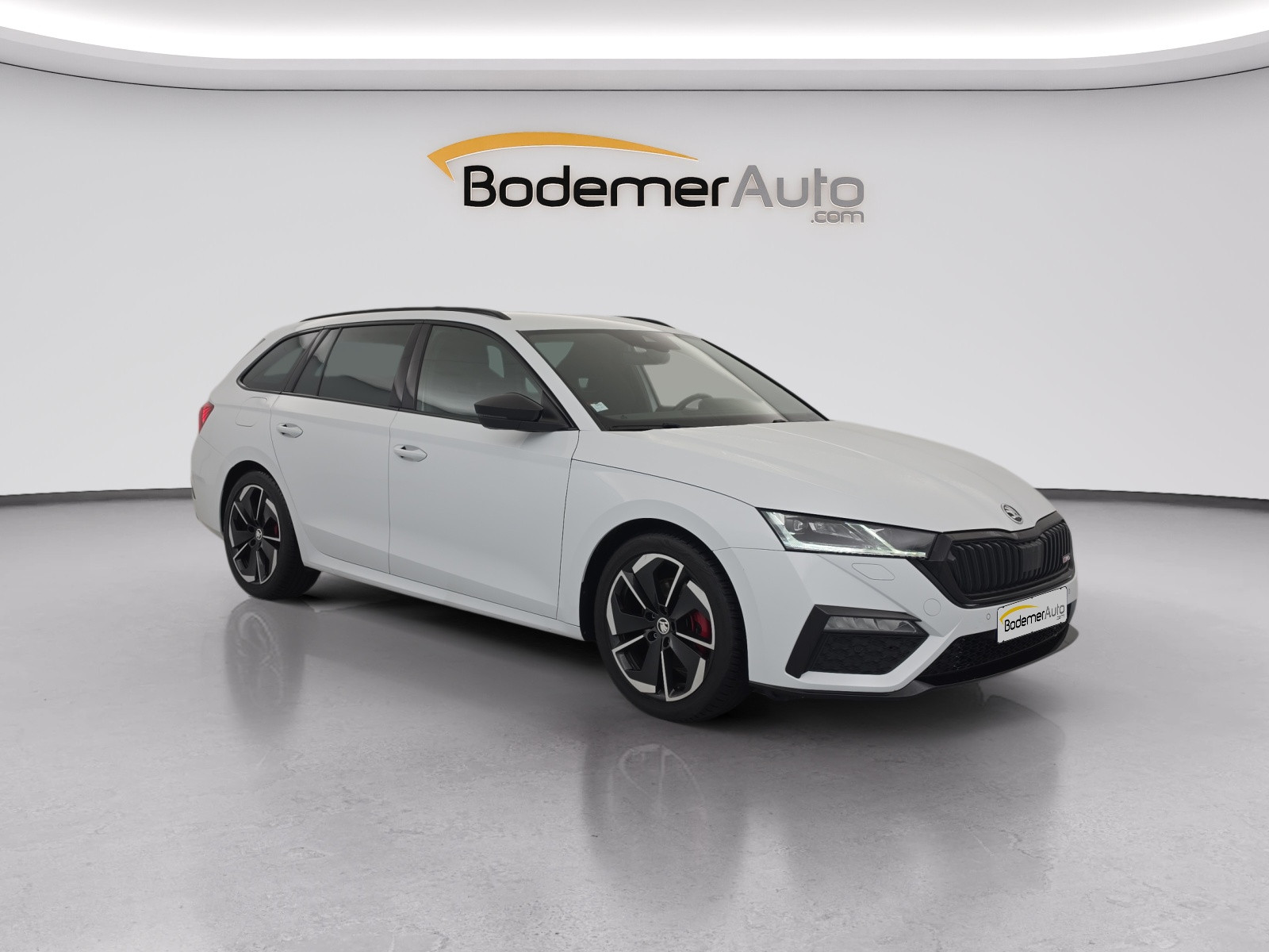 Vente en ligne Skoda Octavia Combi  2.0 TDI 200 ch DSG7 au prix de 26 900 €