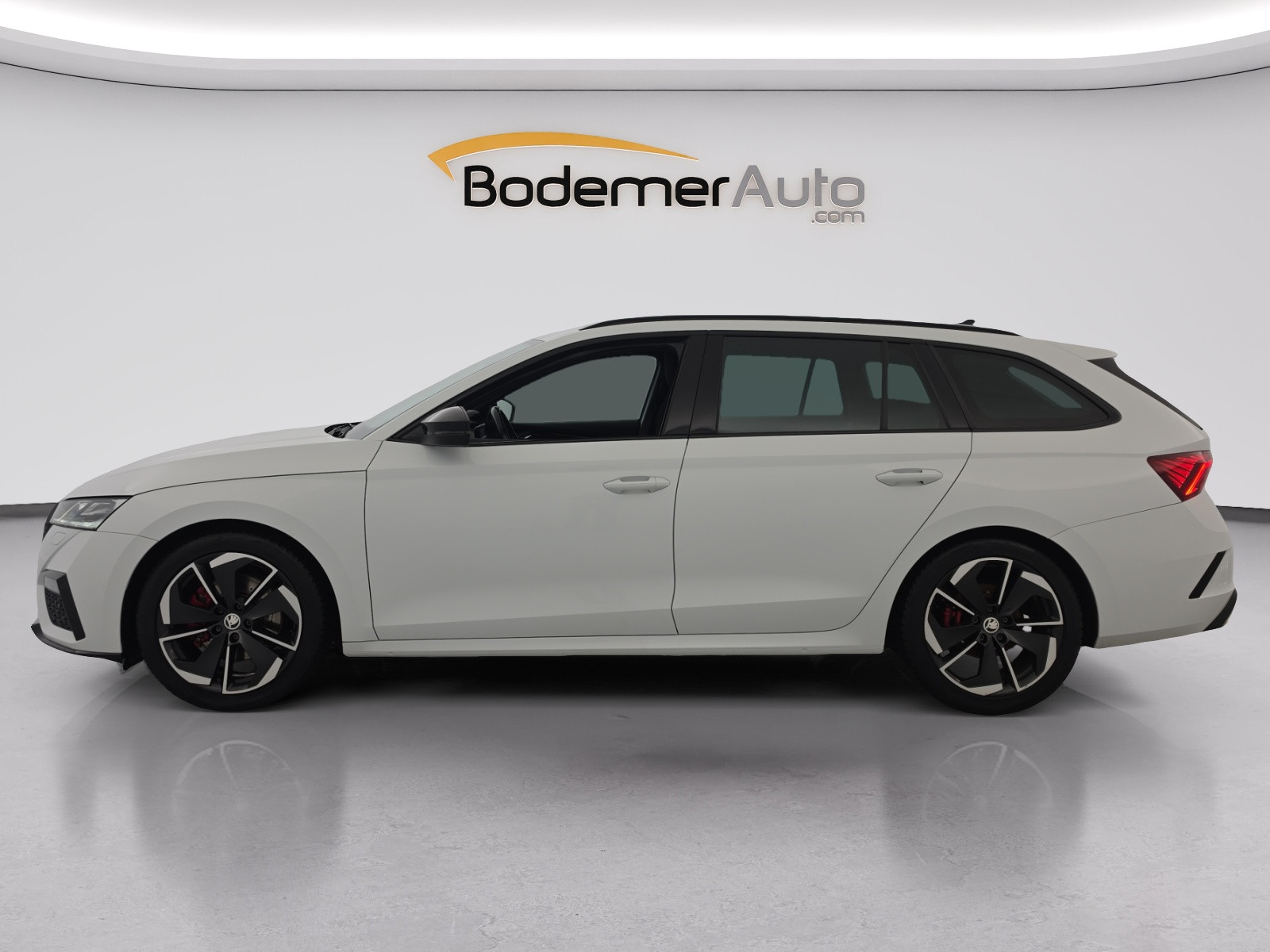 Vente en ligne Skoda Octavia Combi  2.0 TDI 200 ch DSG7 au prix de 26 900 €