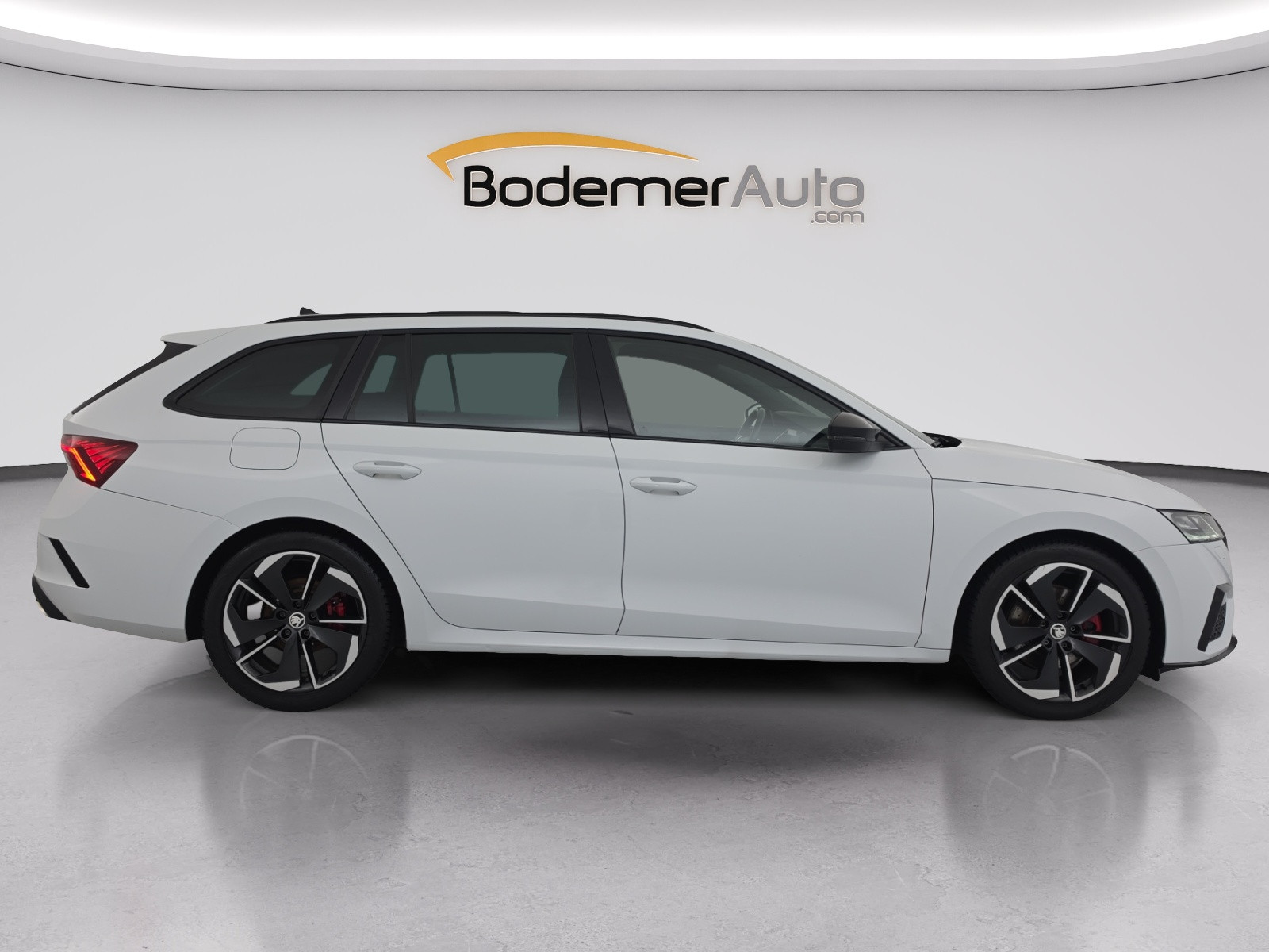 Vente en ligne Skoda Octavia Combi  2.0 TDI 200 ch DSG7 au prix de 26 900 €