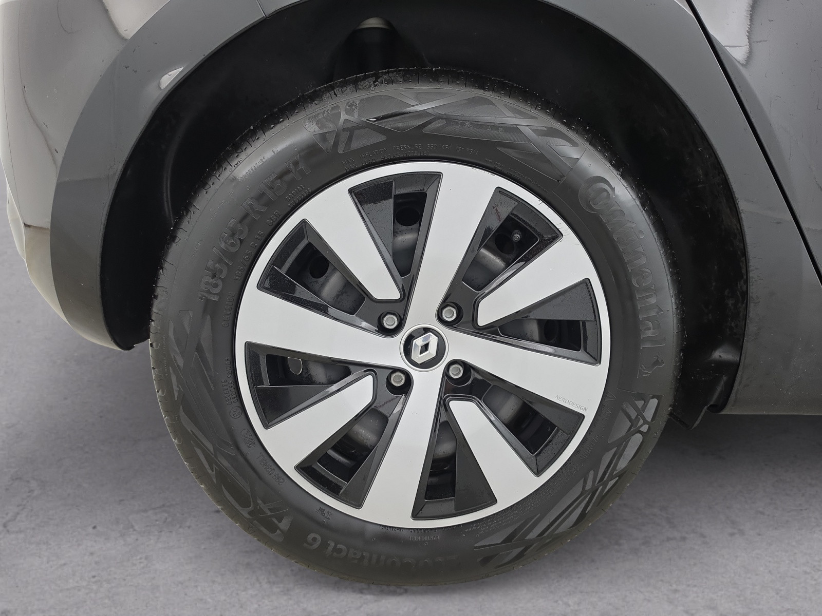 Vente en ligne Renault Clio 5 Clio TCe 90 au prix de 13 990 €