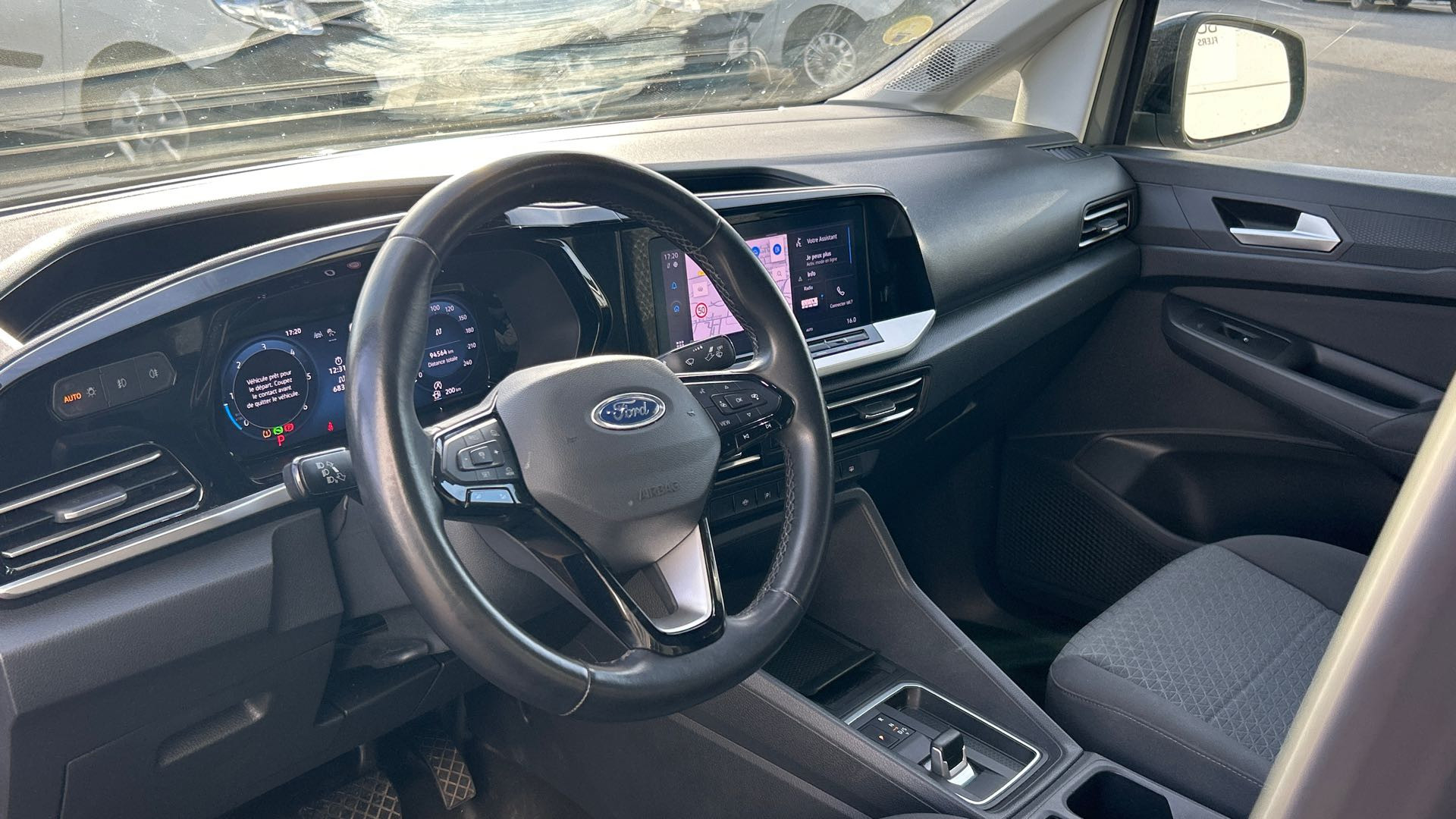 Vente en ligne Ford Transit Connect  L1 2.0 ECOBLUE 122 BVA au prix de 16 990 €