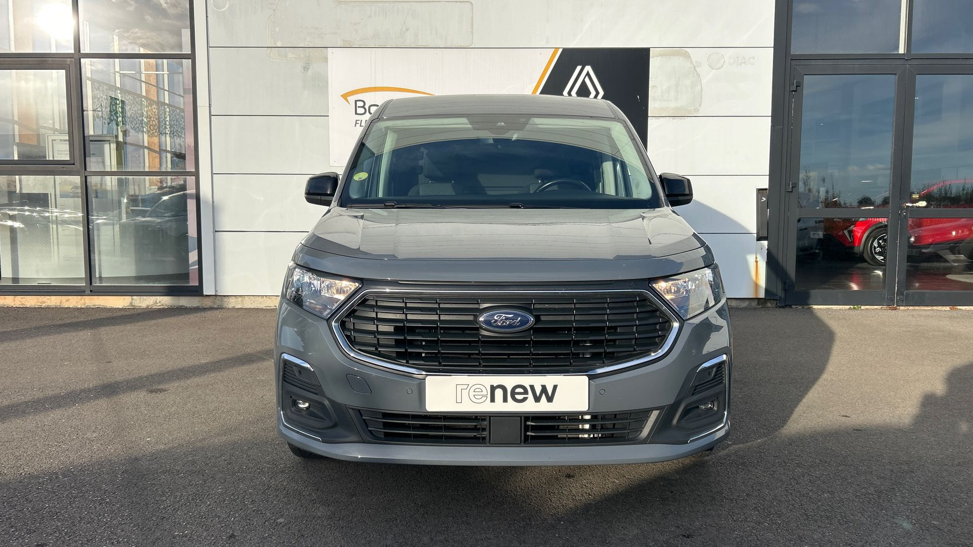 Vente en ligne Ford Transit Connect  L1 2.0 ECOBLUE 122 BVA au prix de 16 990 €