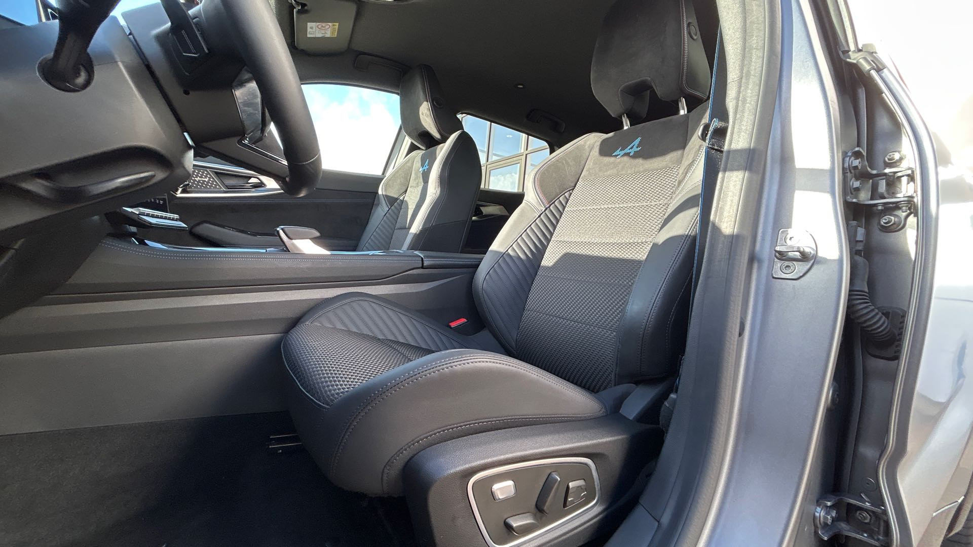 Vente en ligne Renault Austral  full hybrid E-Tech 200 ch au prix de 32 990 €