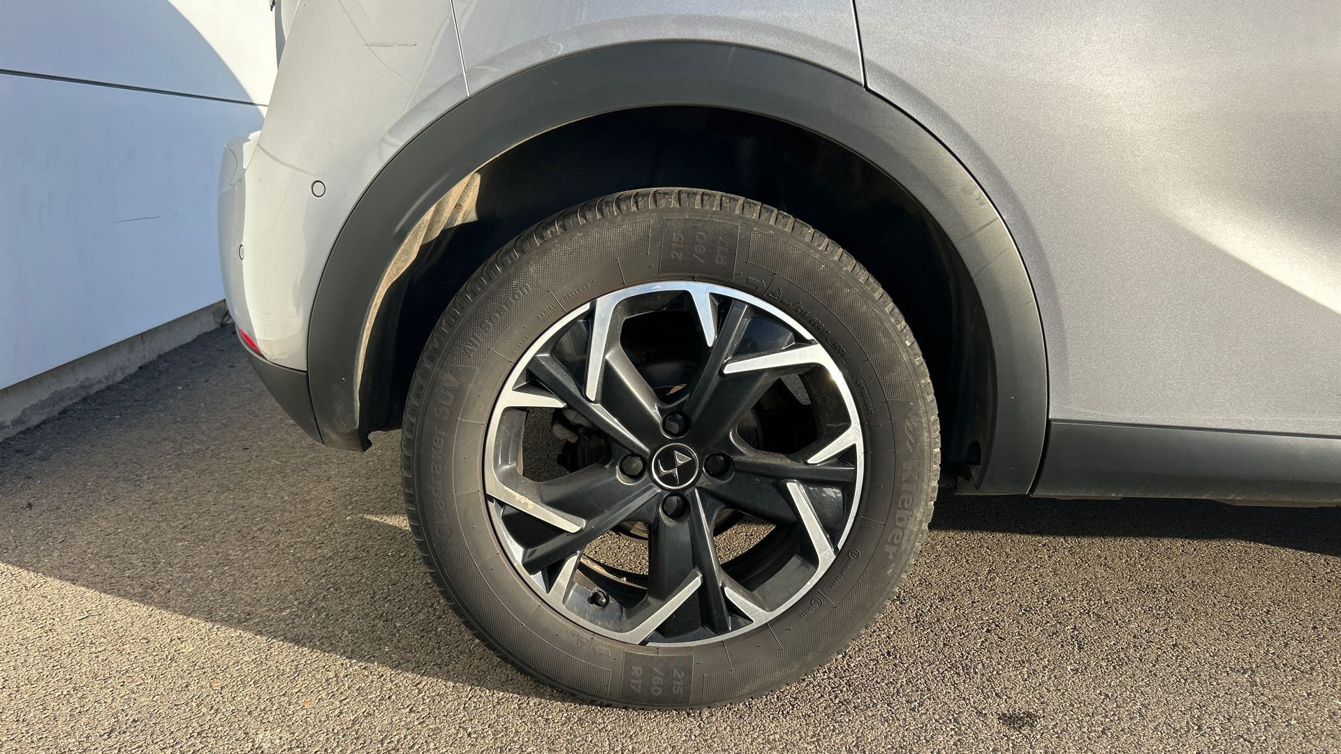 Vente en ligne Ds Ds3 Crossback DS3 Crossback BlueHDi 130 EAT8 au prix de 12 990 €