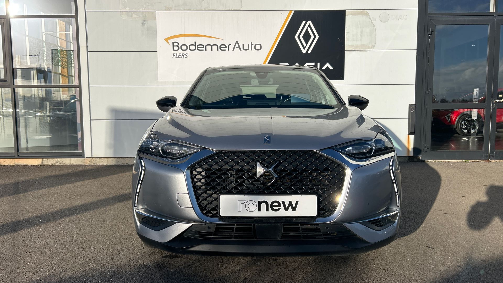 Vente en ligne Ds Ds3 Crossback DS3 Crossback BlueHDi 130 EAT8 au prix de 12 990 €