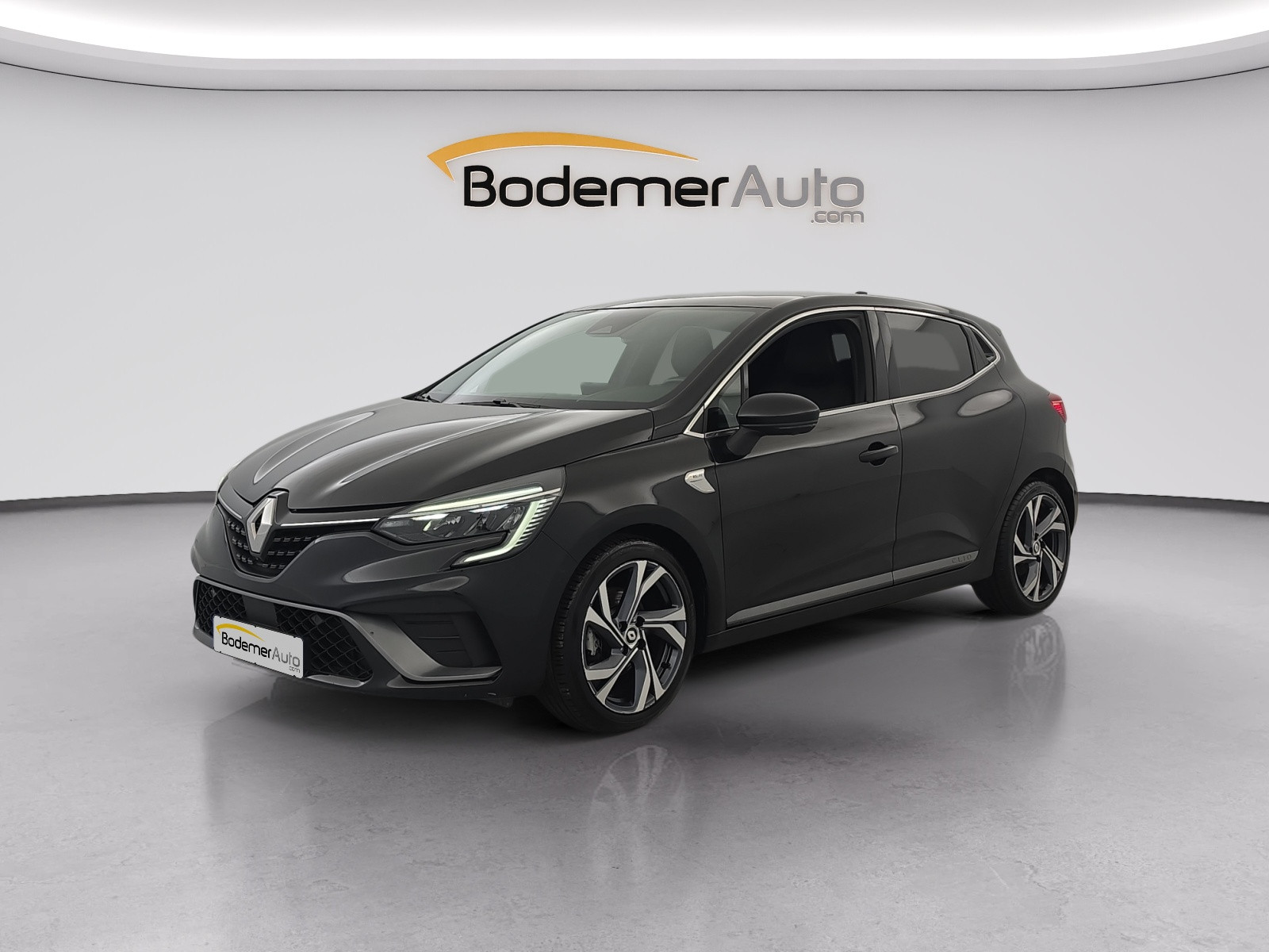Renault Clio 5 Clio E-Tech 140 - 21N occasion de 2021 en vente à Flers