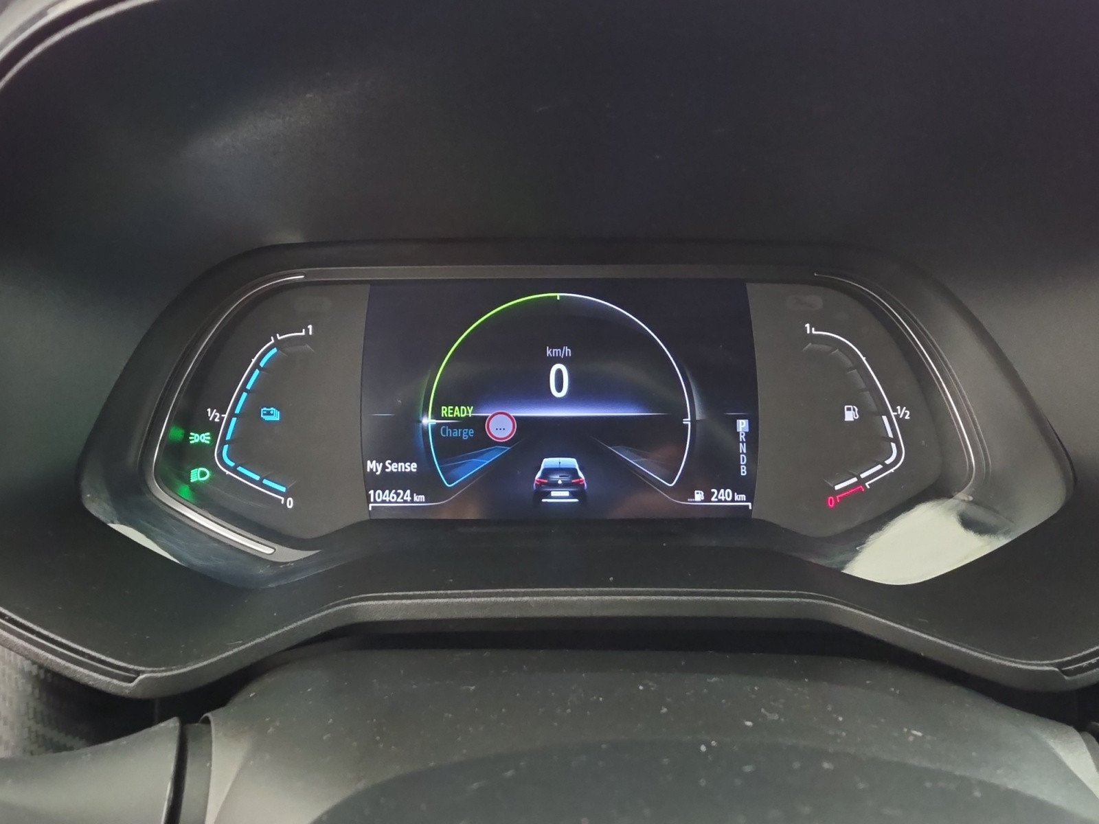 Vente en ligne Renault Clio 5 Clio E-Tech 140 - 21N au prix de 13 990 €