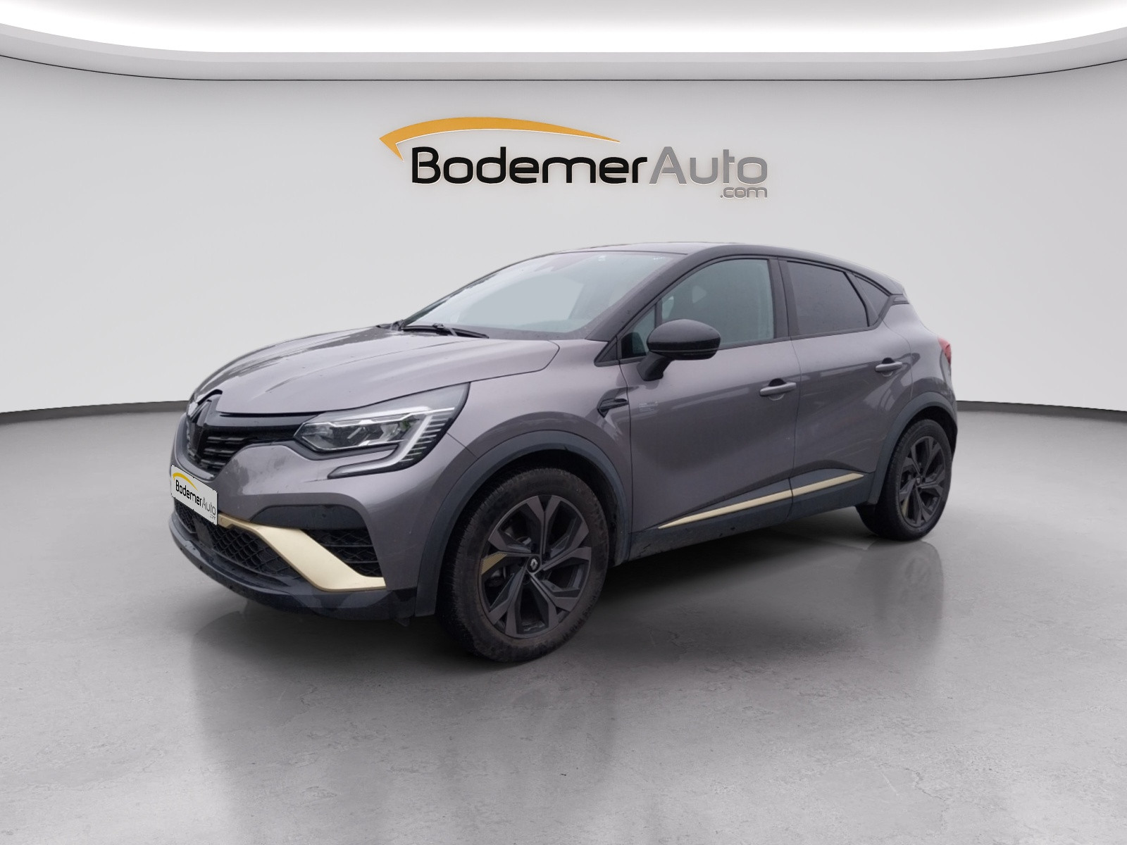 Renault Captur  E-Tech full hybrid 145 occasion de 2023 en vente à Flers