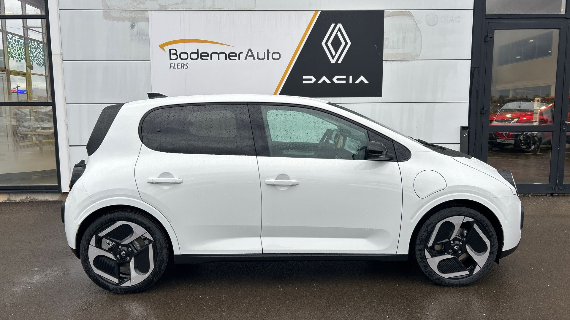 Vente en ligne Renault Twingo Electrique  80 ch autonomie urbaine au prix de 20 980 €