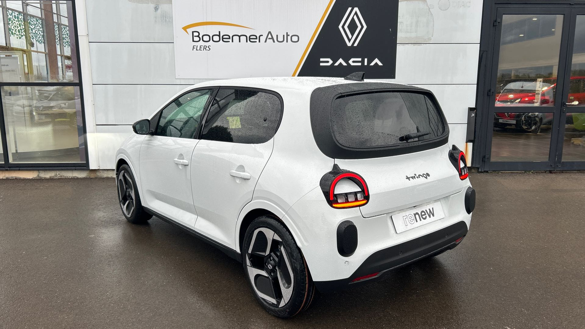 Vente en ligne Renault Twingo Electrique  80 ch autonomie urbaine au prix de 20 980 €