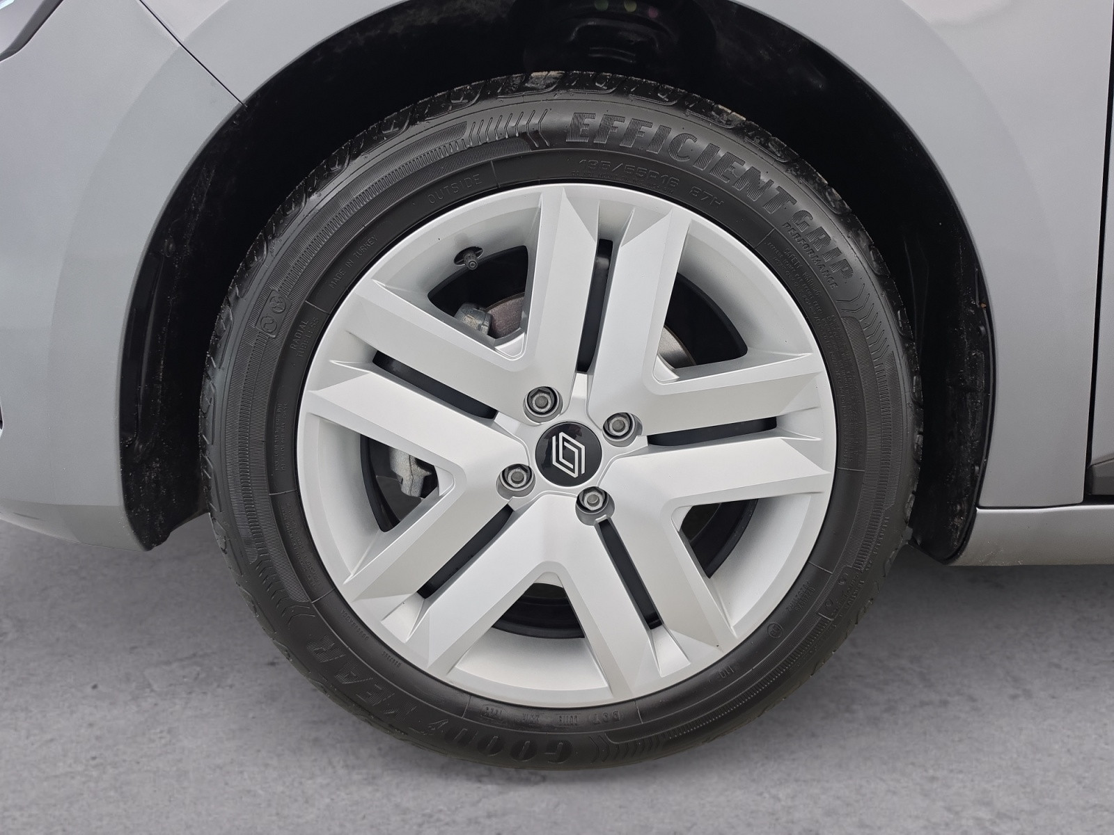 Vente en ligne Renault Clio 5 Clio Blue dCi 100 ch GSR2 au prix de 16 990 €