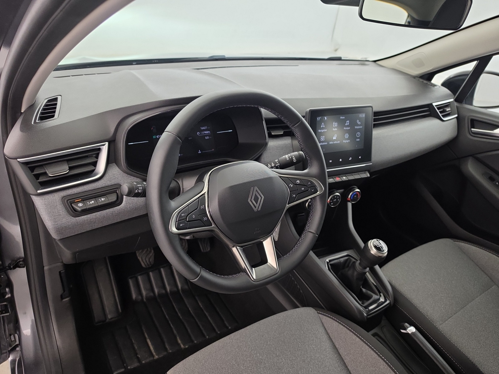 Vente en ligne Renault Clio 5 Clio Blue dCi 100 ch GSR2 au prix de 16 990 €