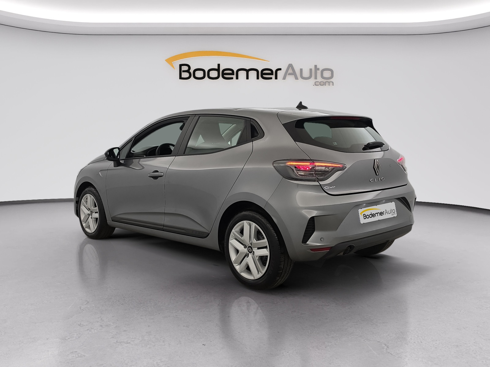 Vente en ligne Renault Clio 5 Clio Blue dCi 100 ch GSR2 au prix de 16 990 €