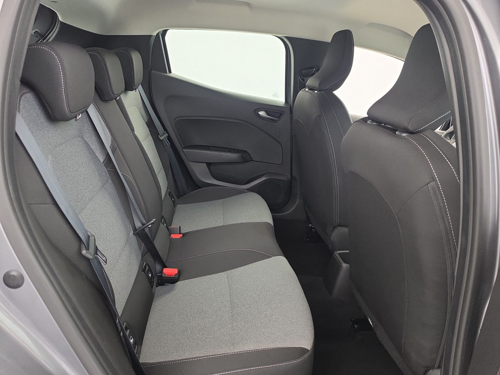 Vente en ligne Renault Clio 5 Clio Blue dCi 100 ch GSR2 au prix de 16 990 €