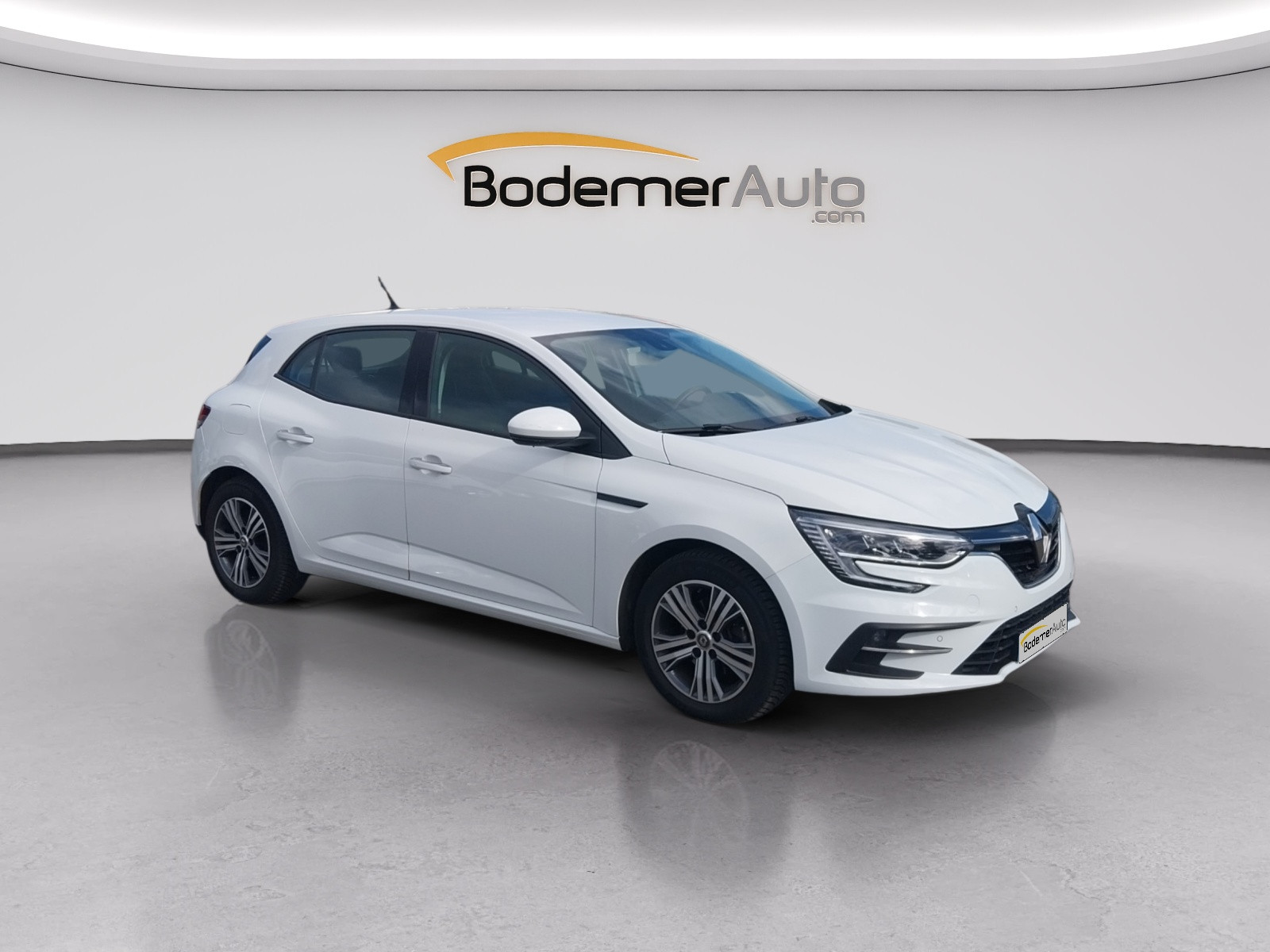 Vente en ligne Renault Megane 4  Blue dCi 115 au prix de 15 490 €