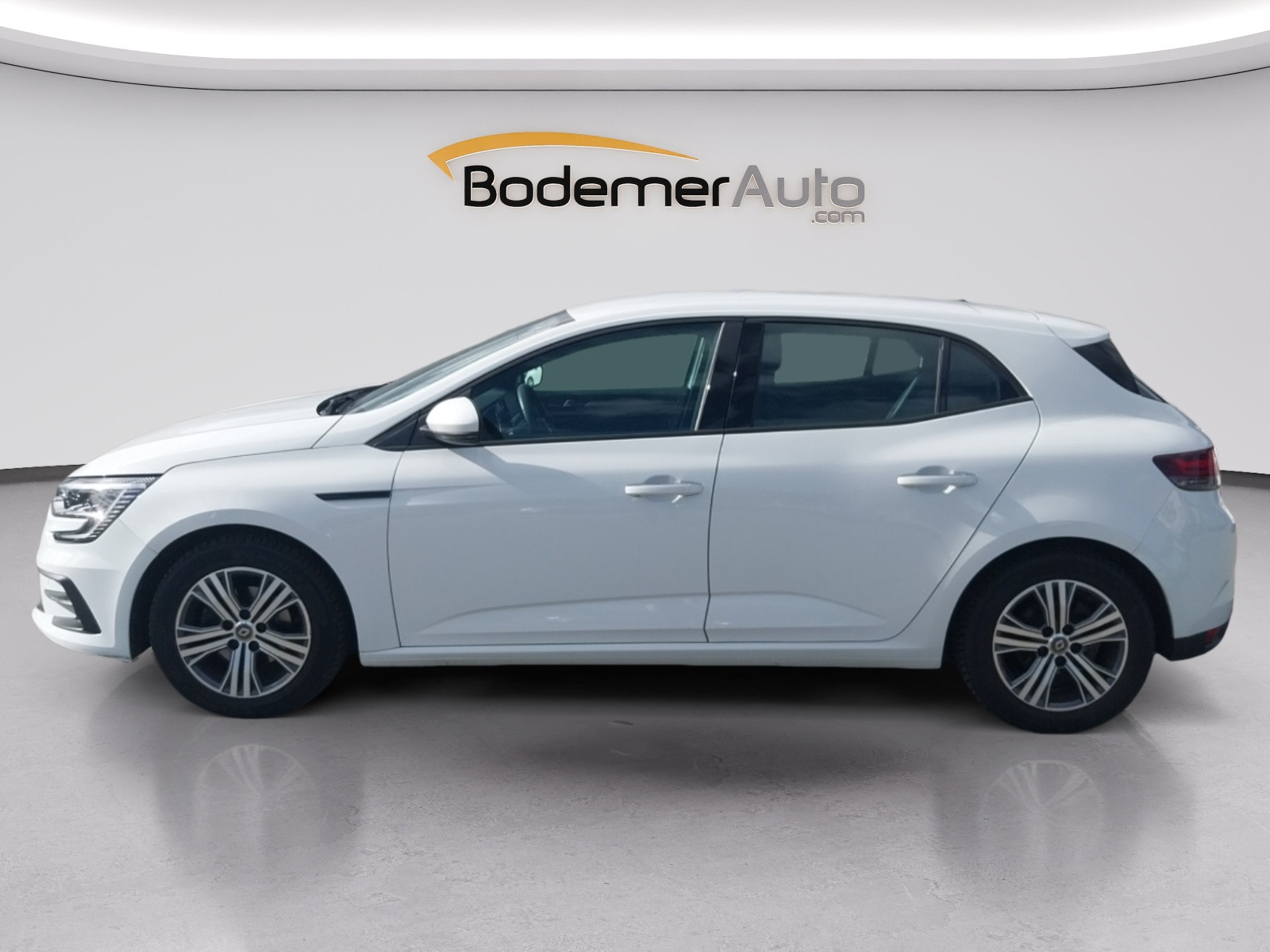 Vente en ligne Renault Megane 4  Blue dCi 115 au prix de 15 490 €