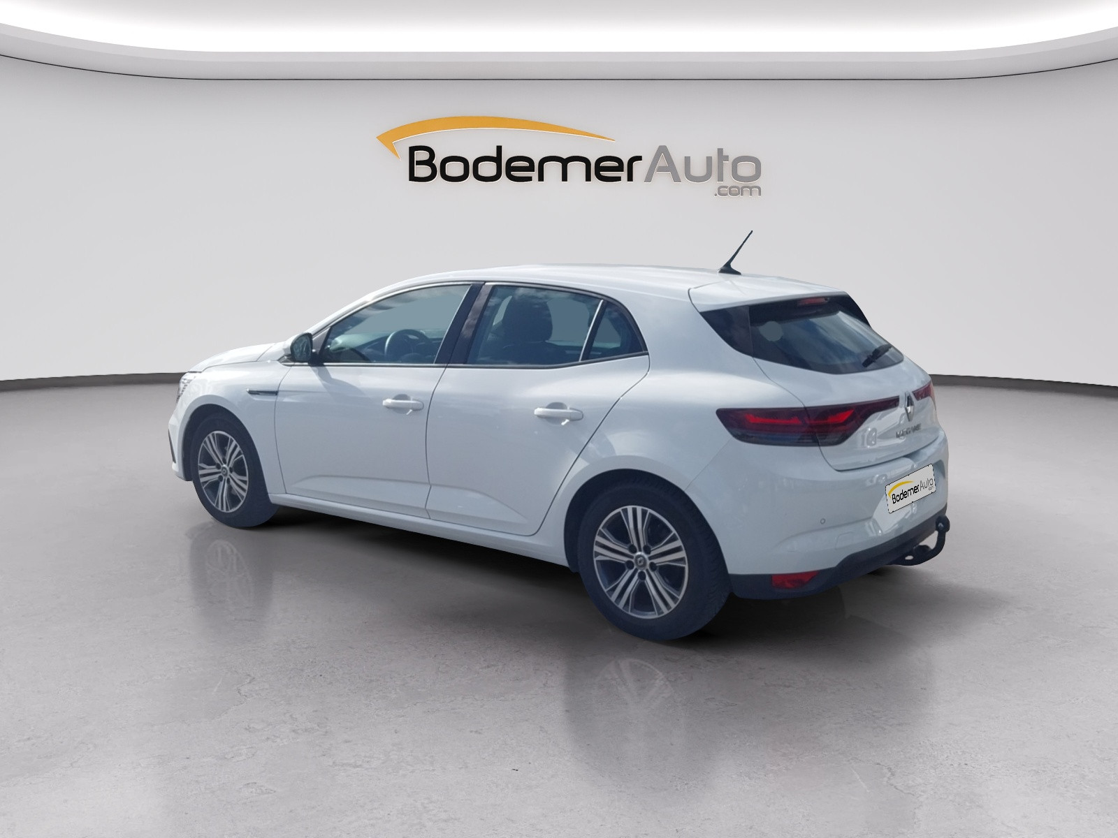 Vente en ligne Renault Megane 4  Blue dCi 115 au prix de 15 490 €