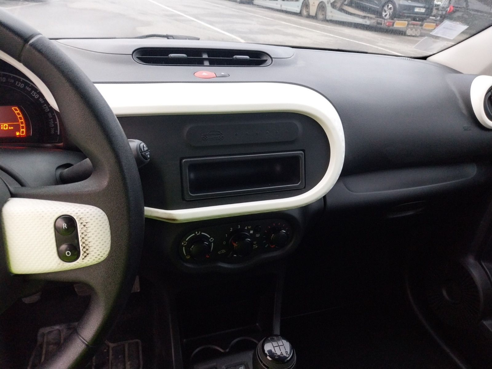 Vente en ligne Renault Twingo 3  SCe 65 - 20 au prix de 9 980 €