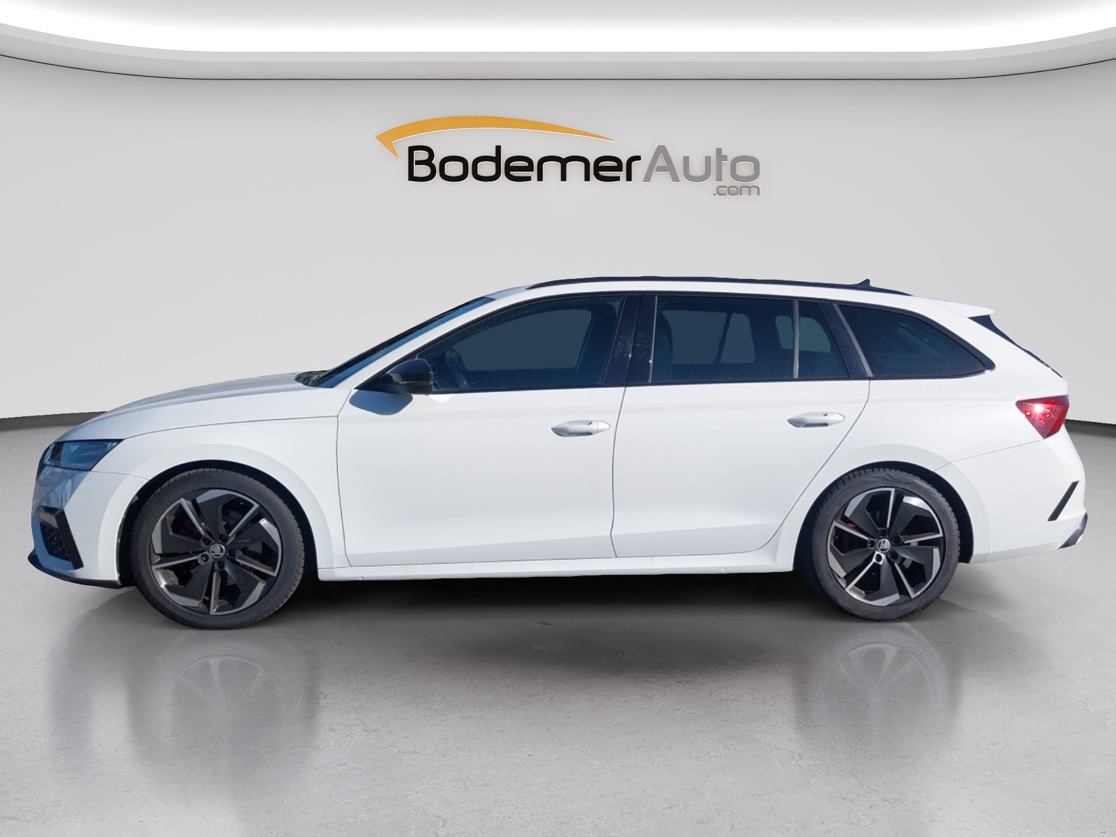 Vente en ligne Skoda Octavia Combi  2.0 TDI 200 ch DSG7 au prix de 26 900 €