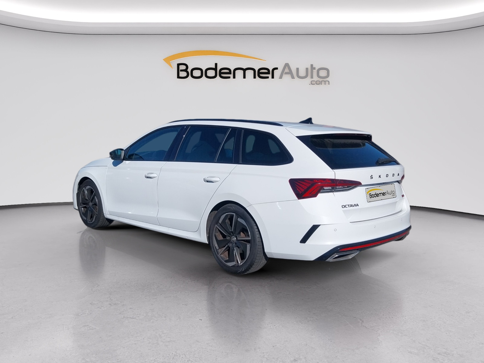 Vente en ligne Skoda Octavia Combi  2.0 TDI 200 ch DSG7 au prix de 26 900 €
