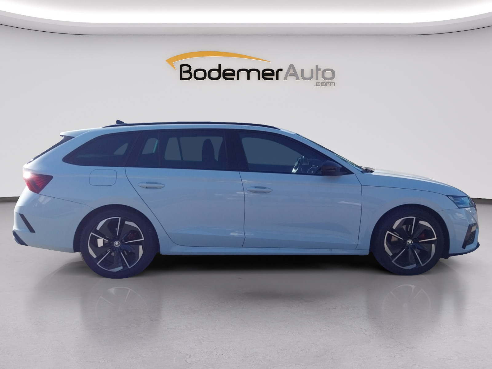 Vente en ligne Skoda Octavia Combi  2.0 TDI 200 ch DSG7 au prix de 26 900 €
