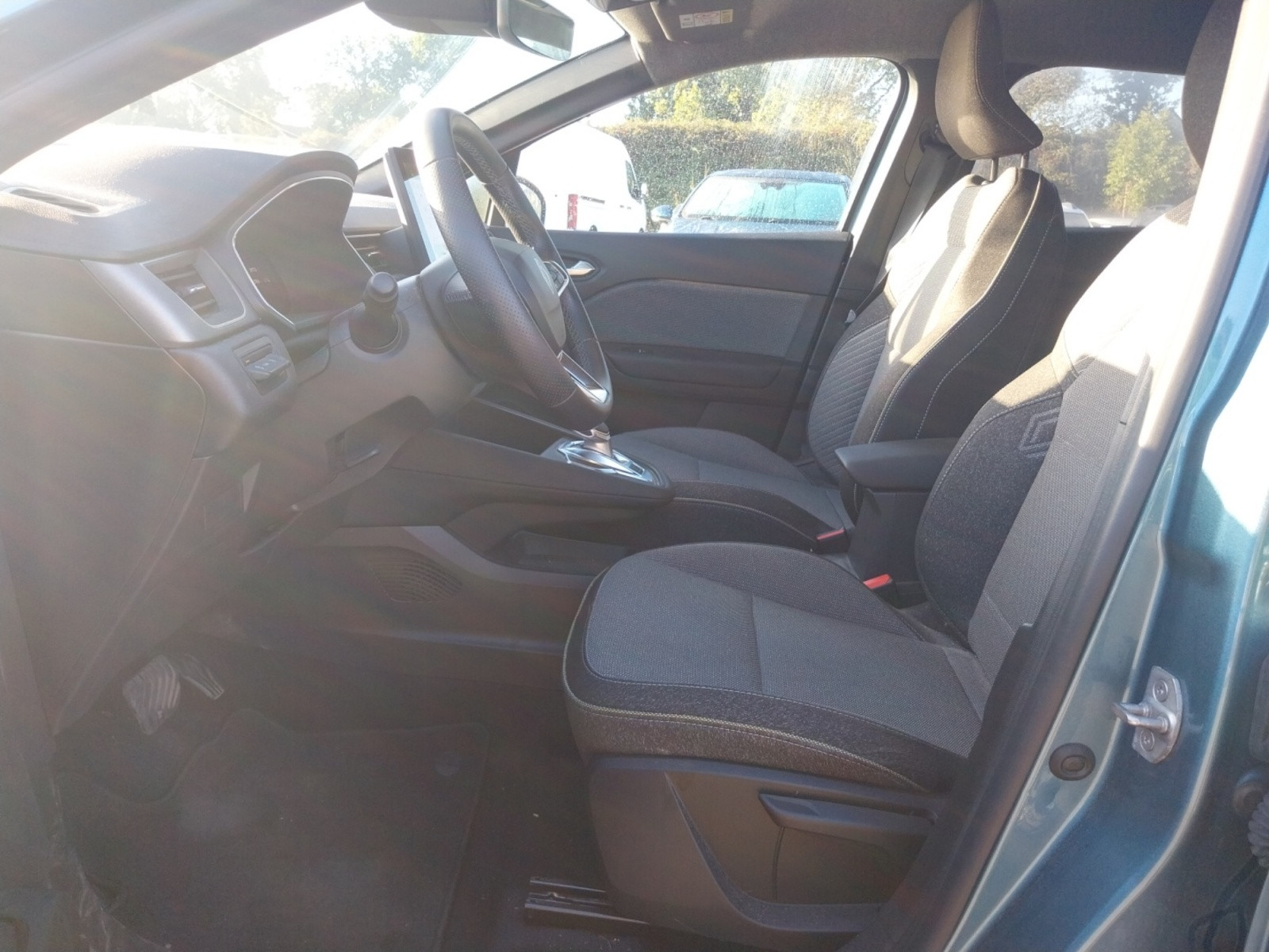 Vente en ligne Renault Symbioz  E-Tech full hybrid 145 au prix de 24 990 €