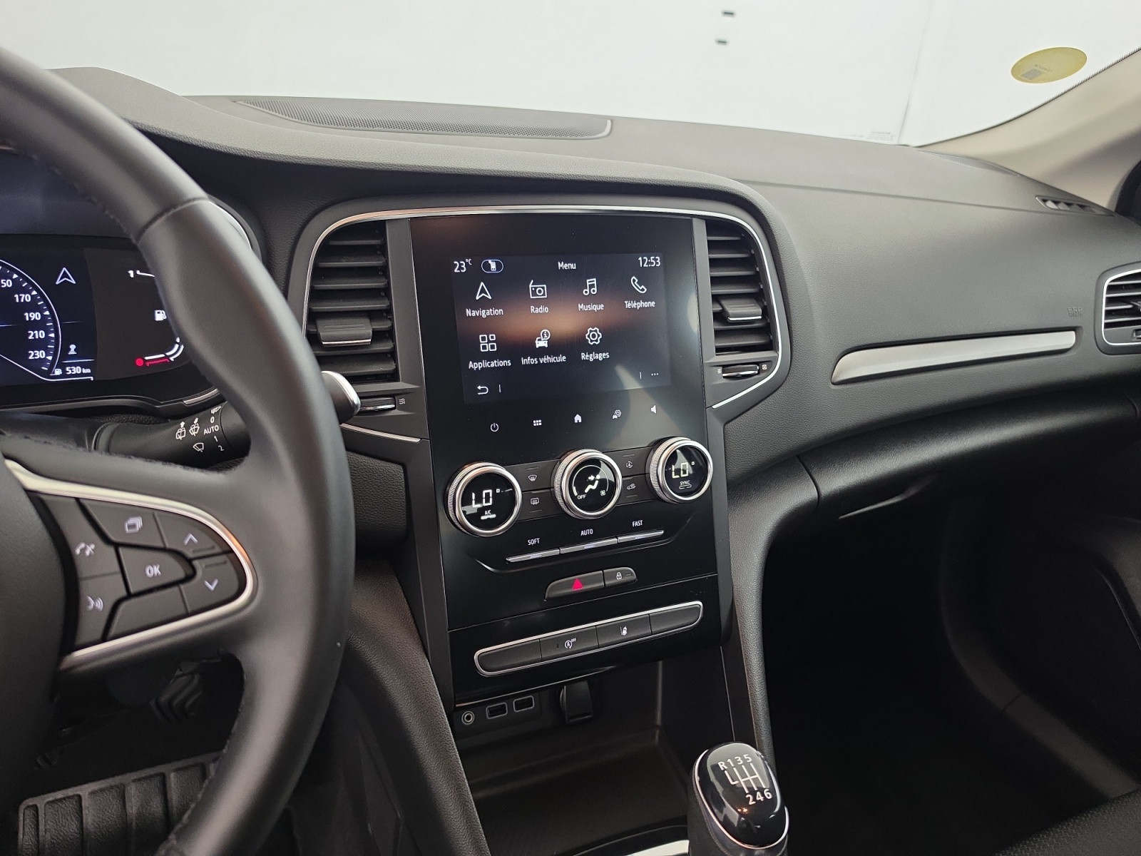 Vente en ligne Renault Megane 4 Mégane IV Berline Blue dCi 115 au prix de 13 290 €
