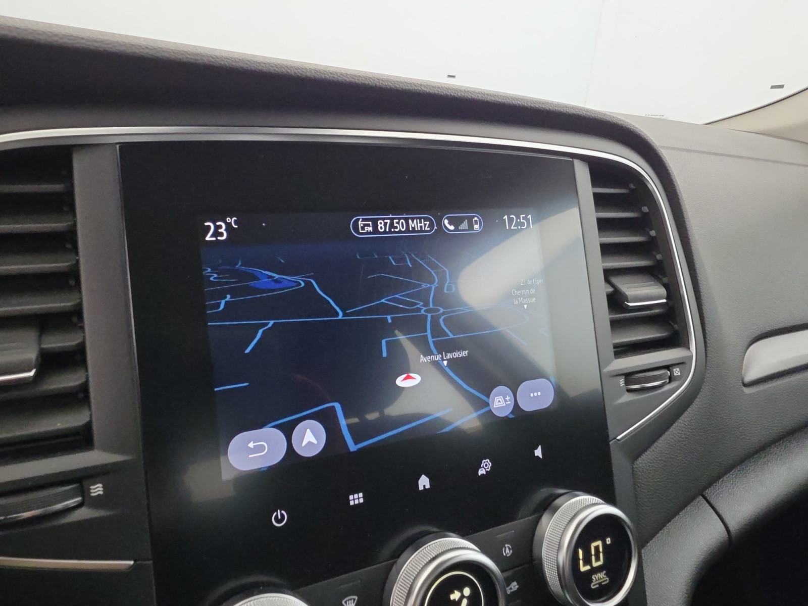 Vente en ligne Renault Megane 4 Mégane IV Berline Blue dCi 115 au prix de 13 290 €