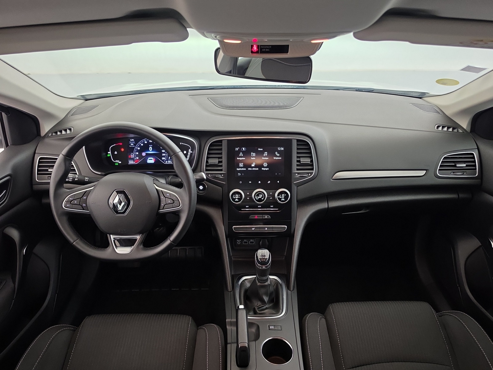 Vente en ligne Renault Megane 4 Mégane IV Berline Blue dCi 115 au prix de 13 290 €