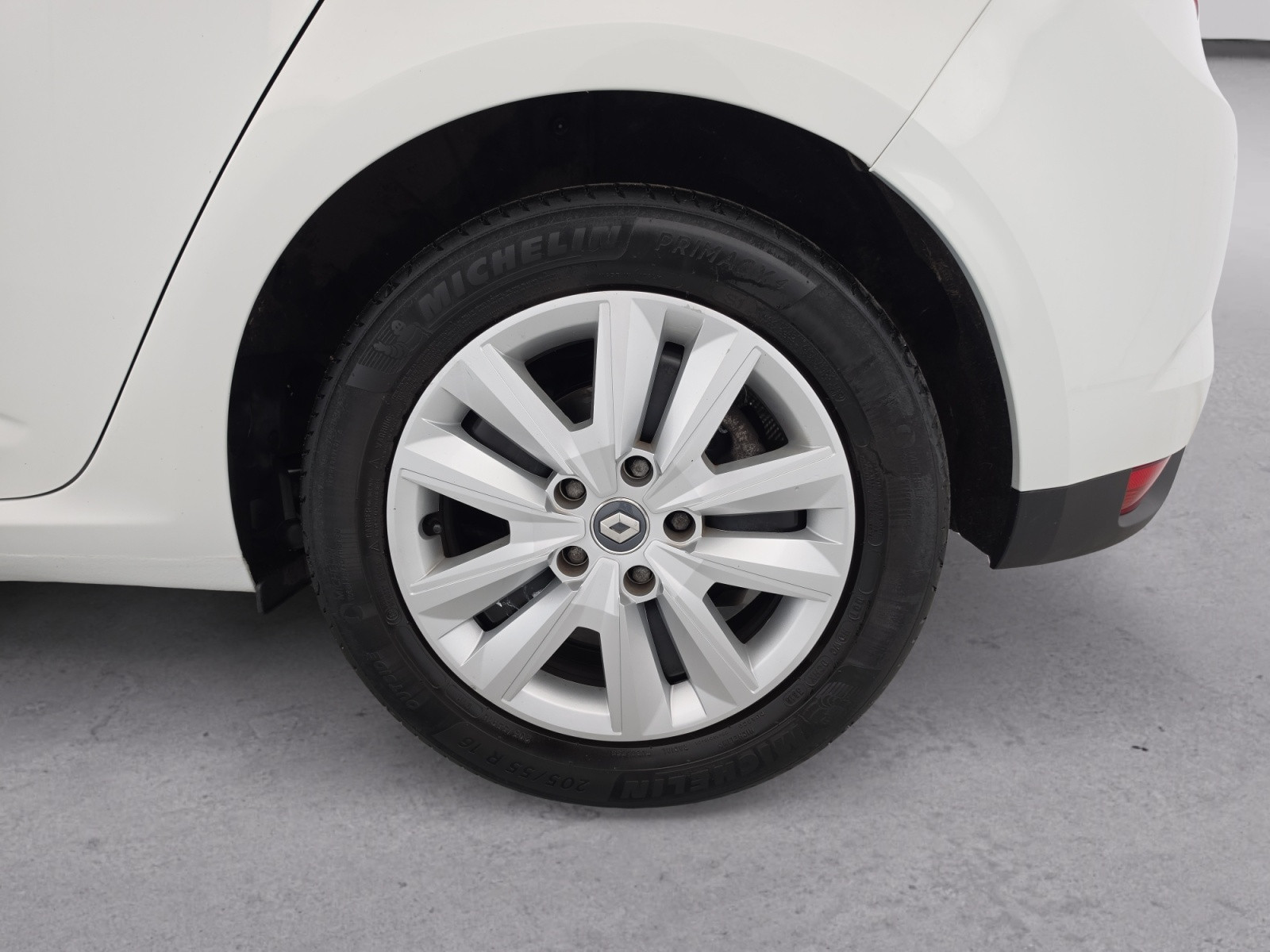 Vente en ligne Renault Megane 4 Mégane IV Berline Blue dCi 115 au prix de 13 290 €